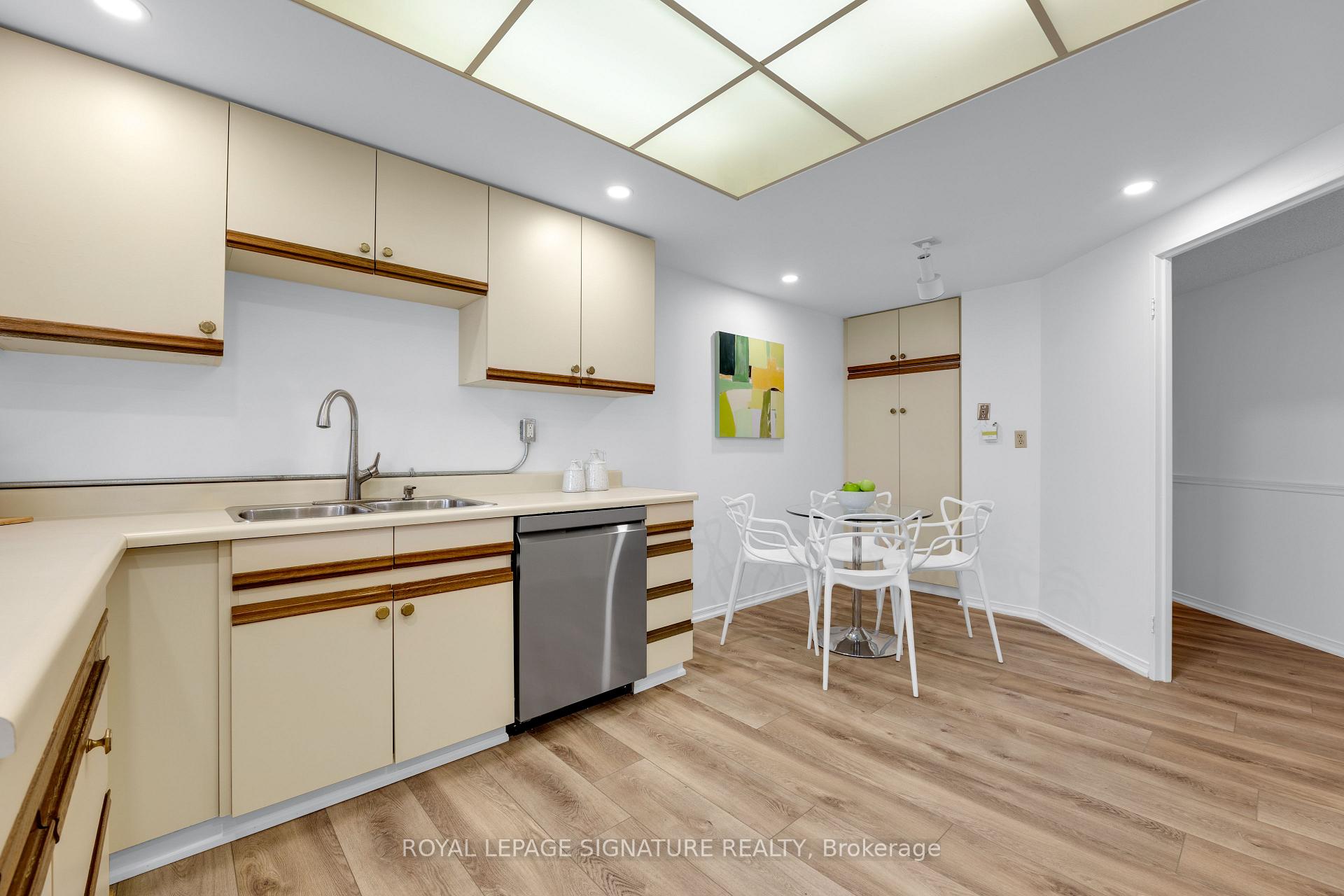 Photo 19 of Unit 1903, 131 Beecroft Road, North York, Lansing-Westgate — HOMEH