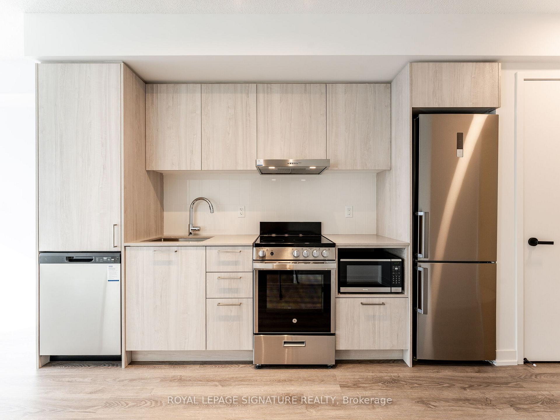 Photo 10 of Unit 1607, 195 Commerce Street W, Vaughan, Vaughan Corporate Centre — HOMEH
