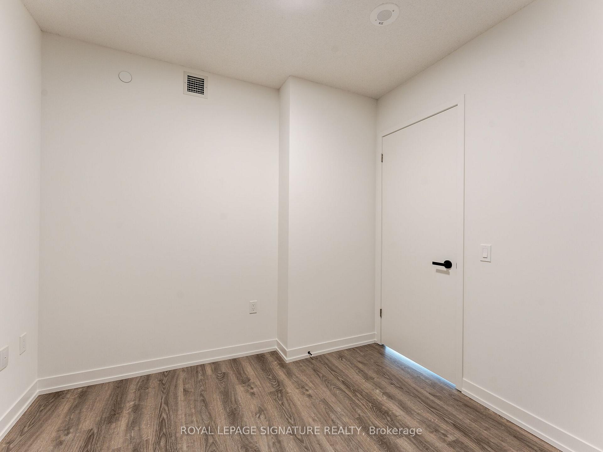 Photo 14 of Unit 1607, 195 Commerce Street W, Vaughan, Vaughan Corporate Centre — HOMEH