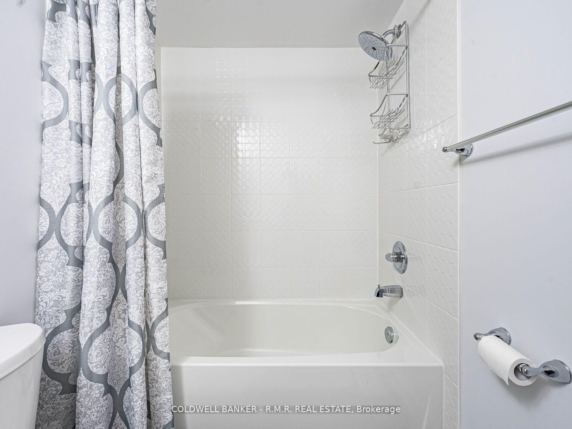 Photo 11 of 136 Brockley Drive, Scarborough, Bendale — HOMEH