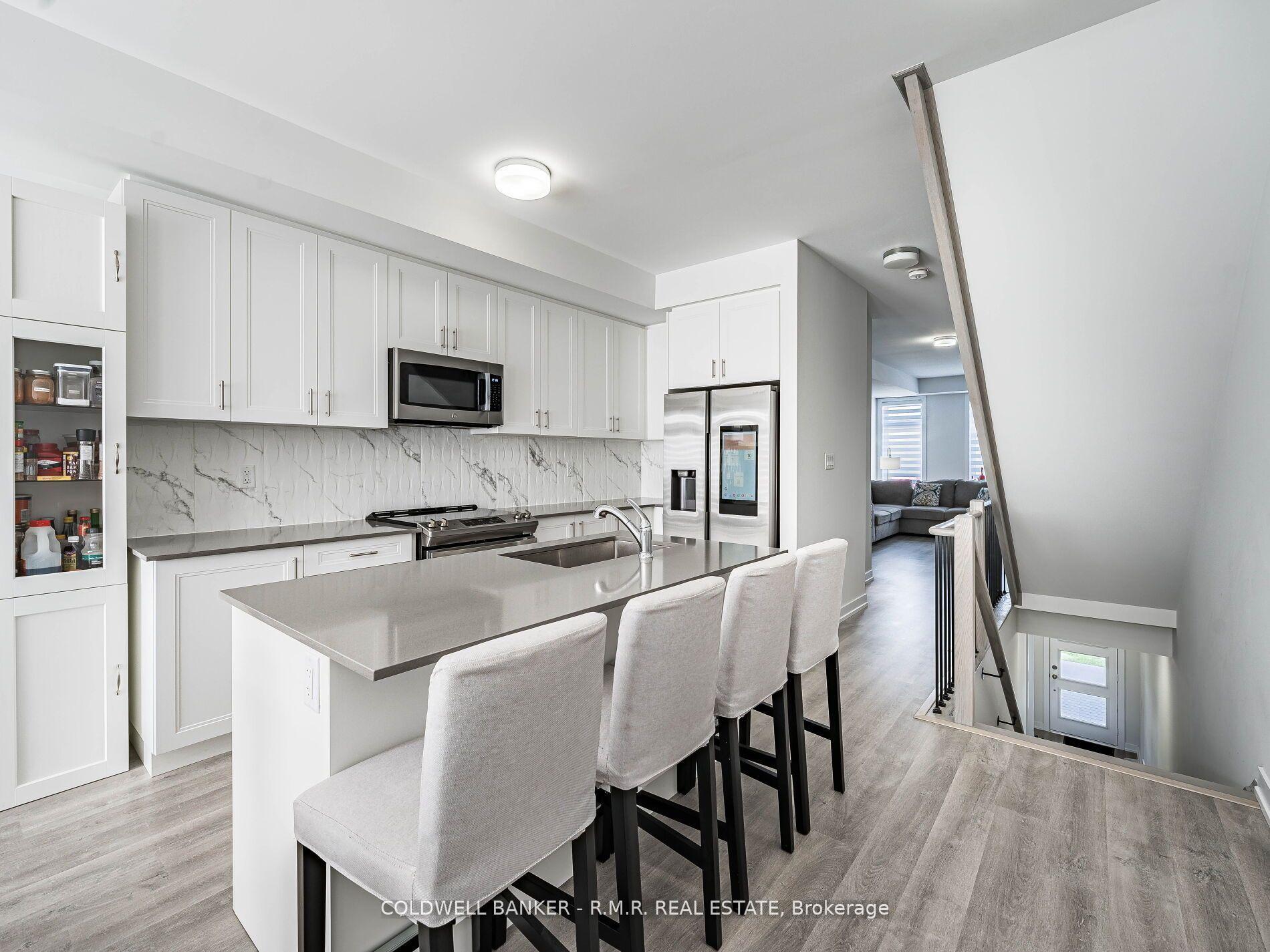 Photo 16 of 136 Brockley Drive, Scarborough, Bendale — HOMEH