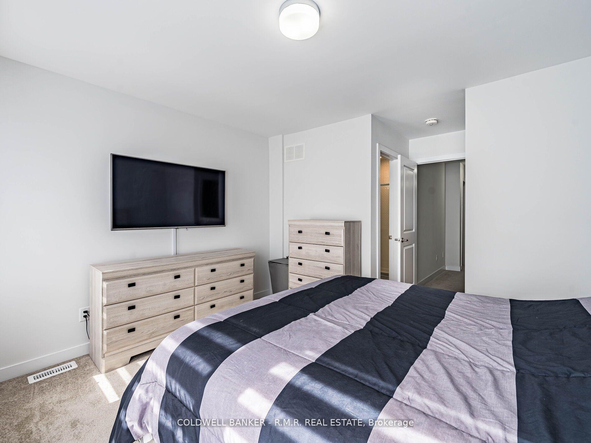 Photo 35 of 136 Brockley Drive, Scarborough, Bendale — HOMEH