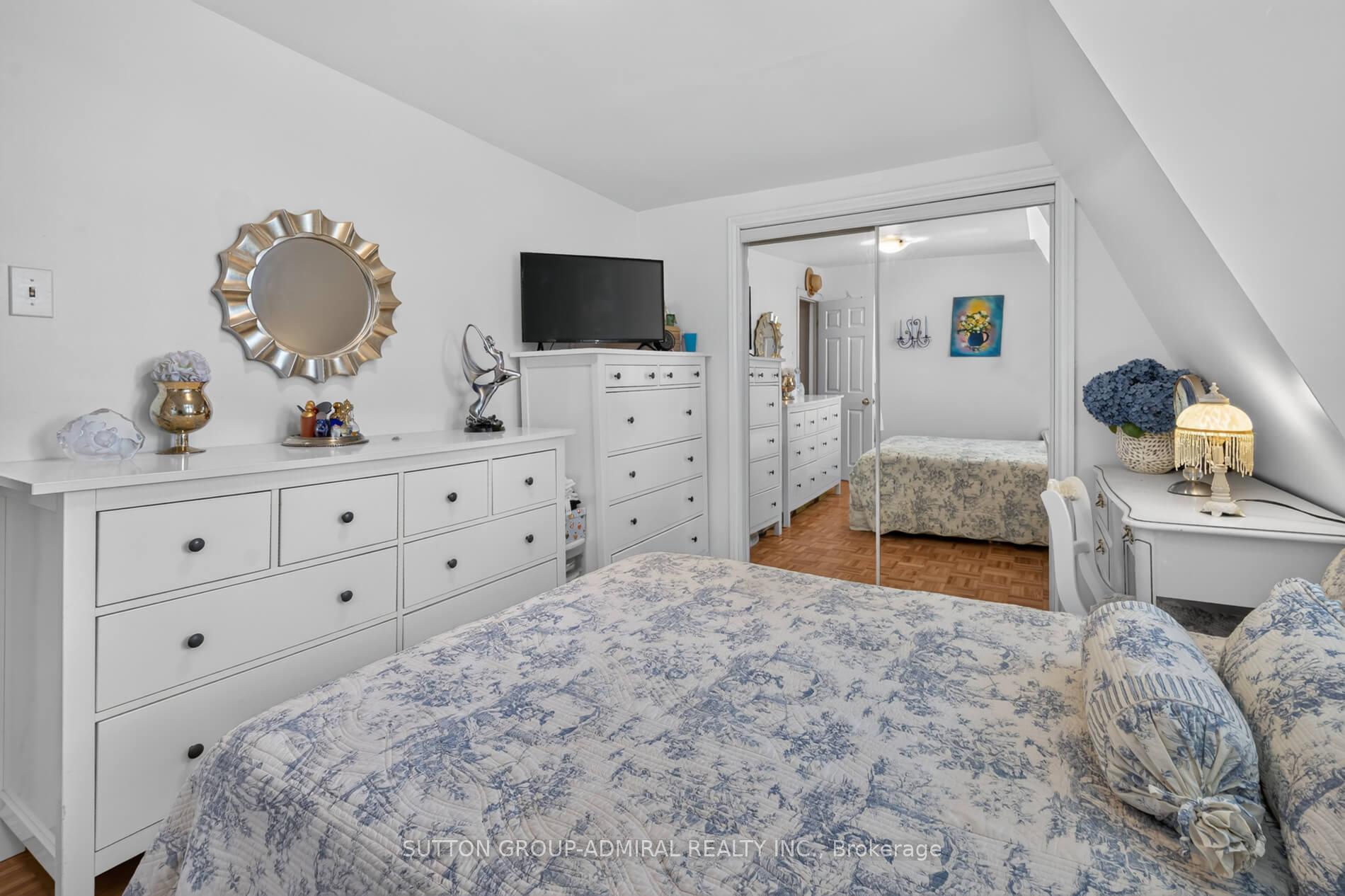 Photo 14 of 320 Weston Road, Toronto, Junction Area — HOMEH