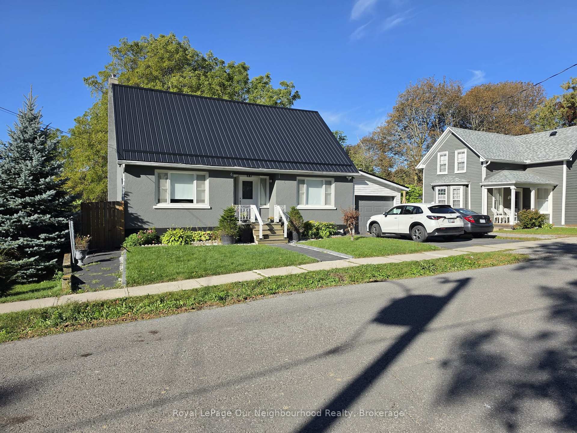 Photo of 44 Elgin Street N