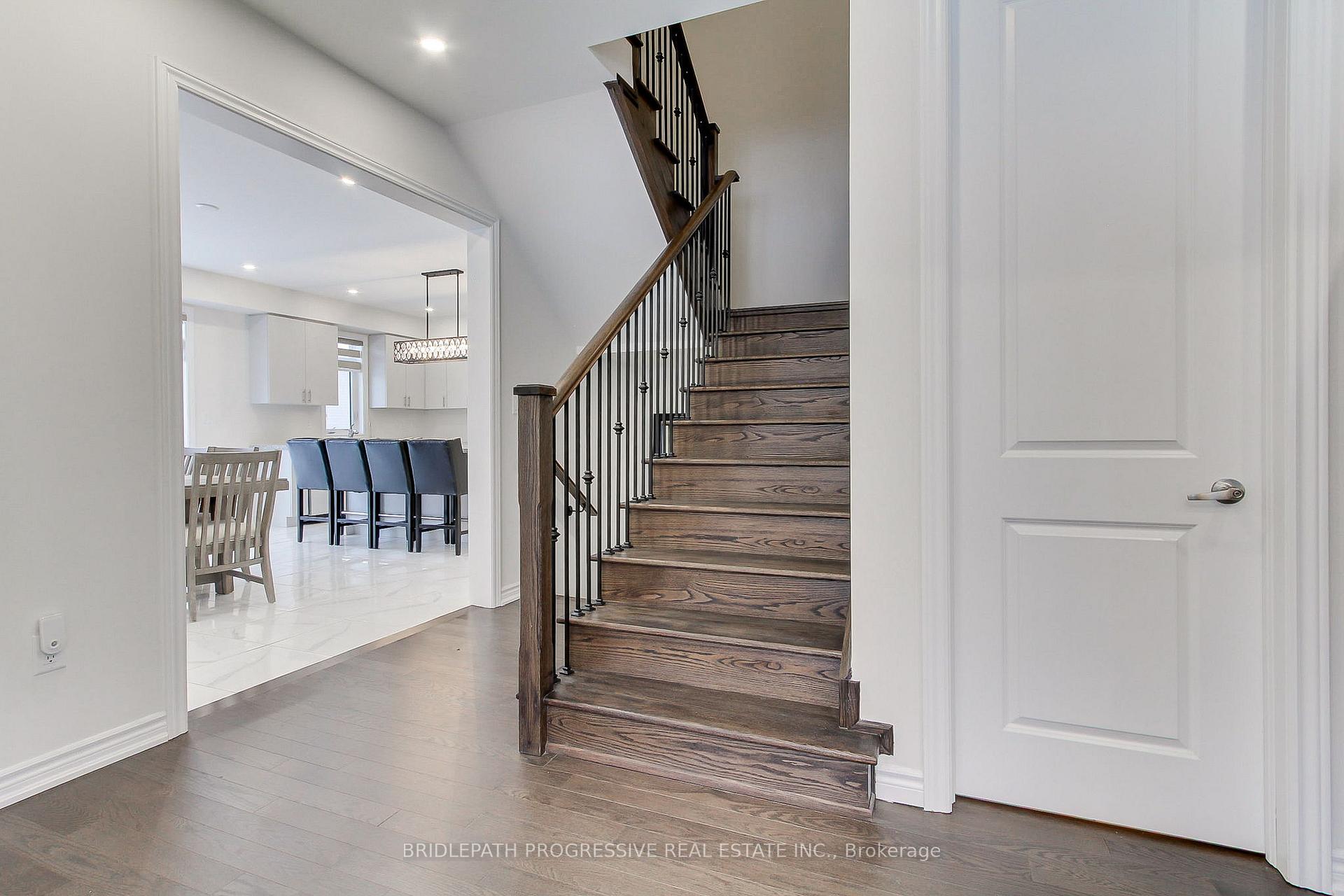 Photo 7 of 145 Terry Fox Drive, Barrie, Rural Barrie Southeast — HOMEH