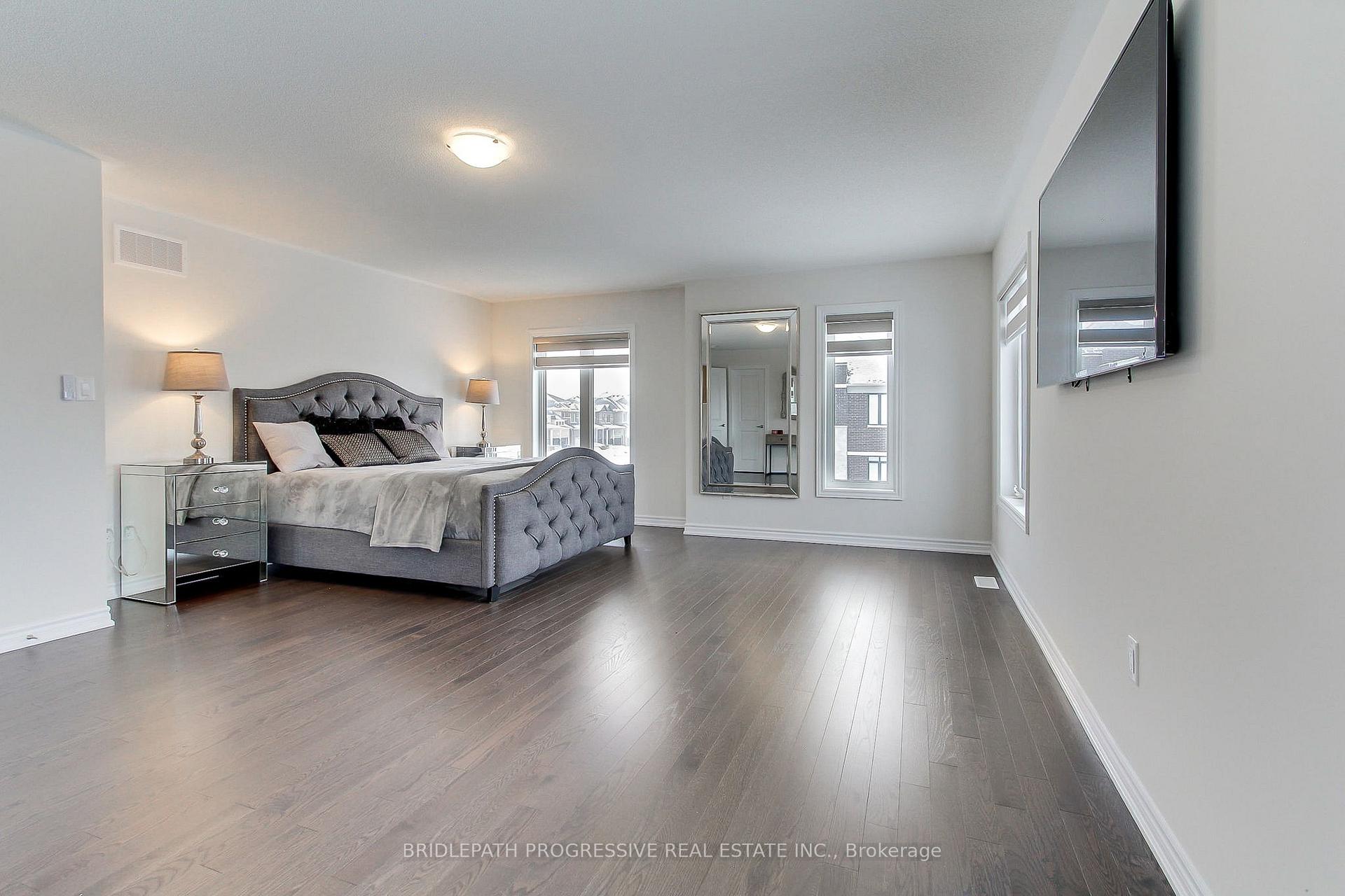 Photo 17 of 145 Terry Fox Drive, Barrie, Rural Barrie Southeast — HOMEH