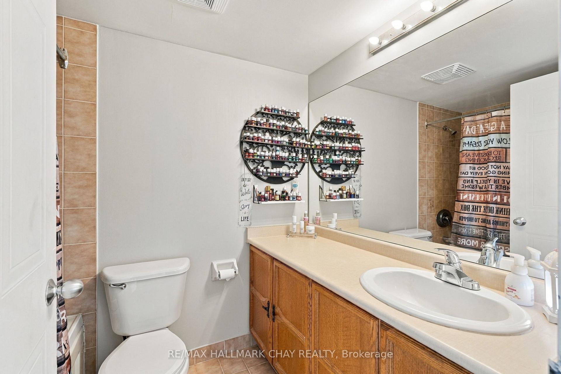 Photo 22 of Unit 710, 150 Dunlop Street E, Barrie, City Centre — HOMEH