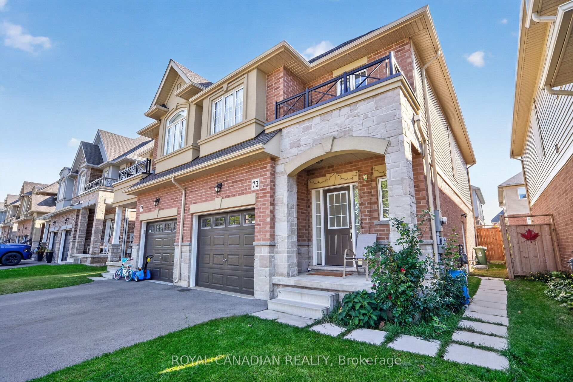 Photo 4 of 72 Bobolink Road, Hamilton, Bruleville — HOMEH
