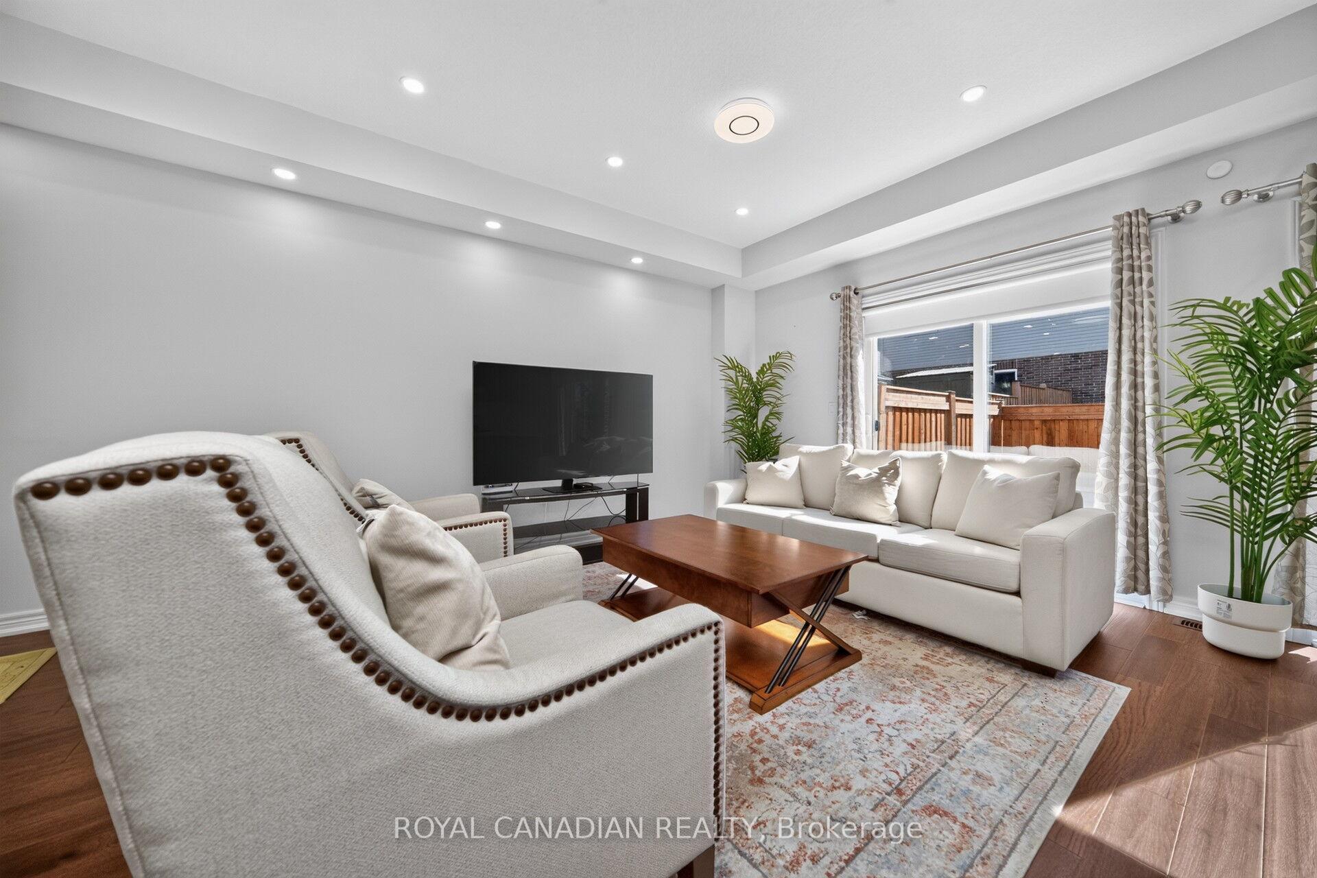 Photo 12 of 72 Bobolink Road, Hamilton, Bruleville — HOMEH