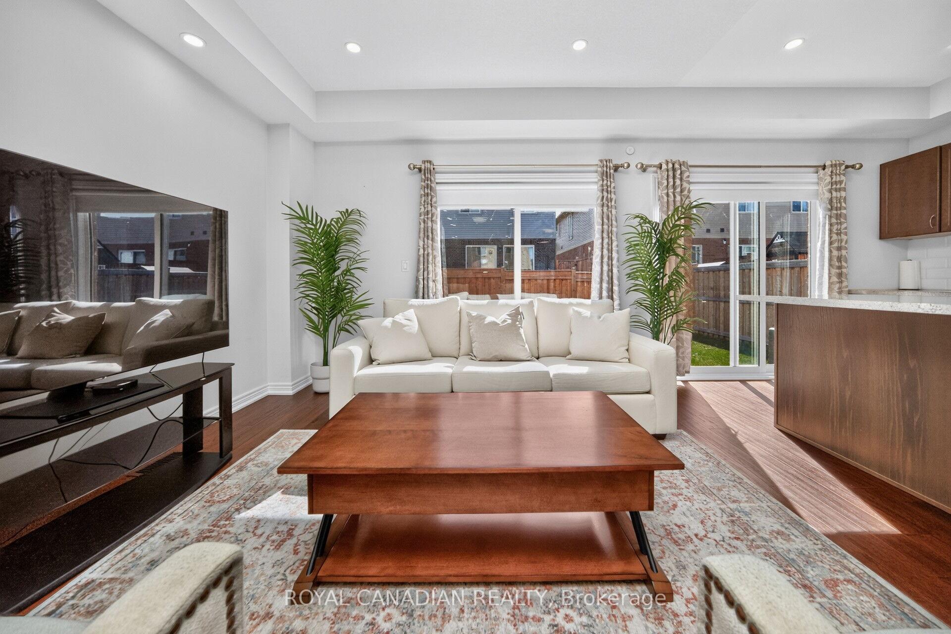 Photo 13 of 72 Bobolink Road, Hamilton, Bruleville — HOMEH