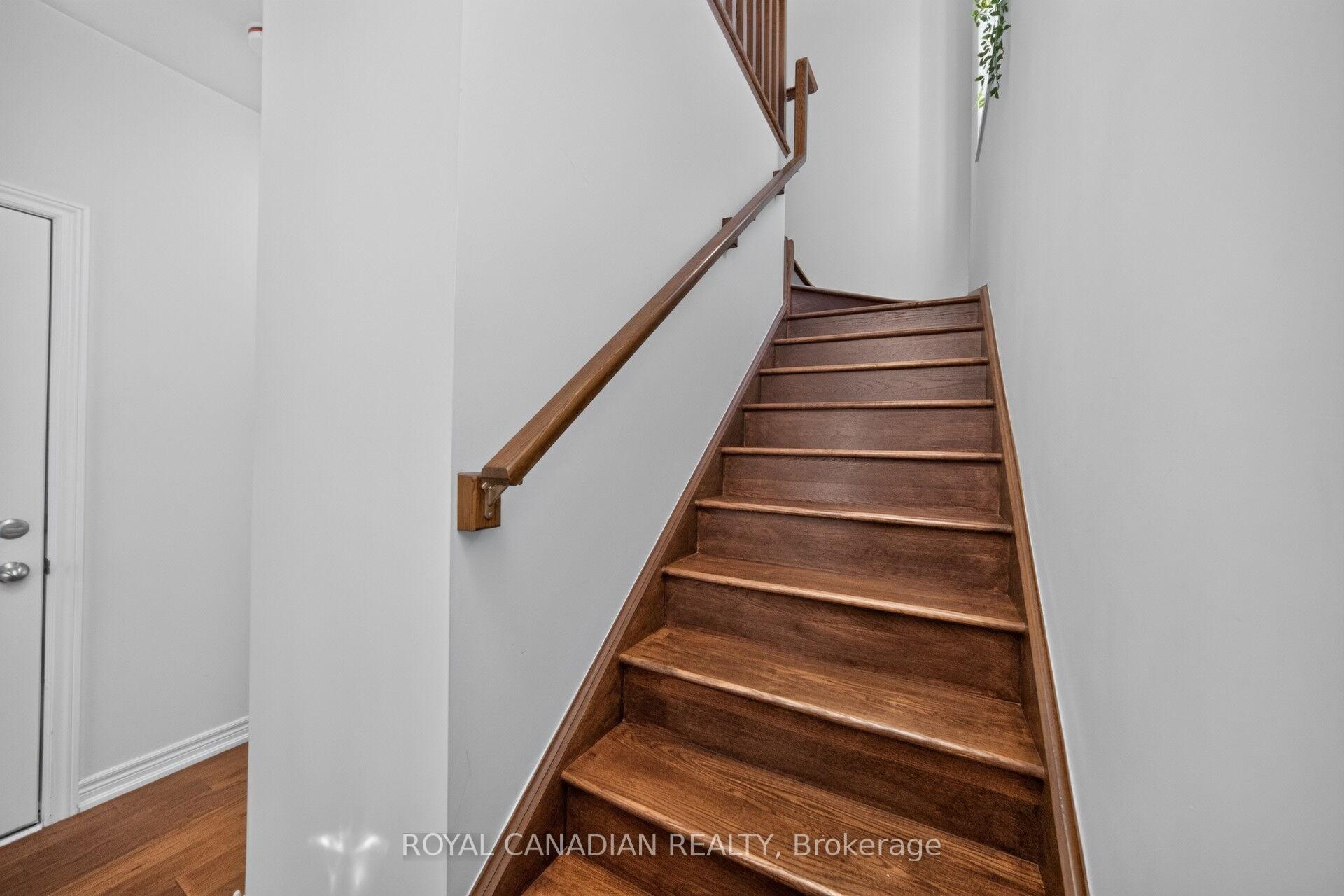 Photo 23 of 72 Bobolink Road, Hamilton, Bruleville — HOMEH
