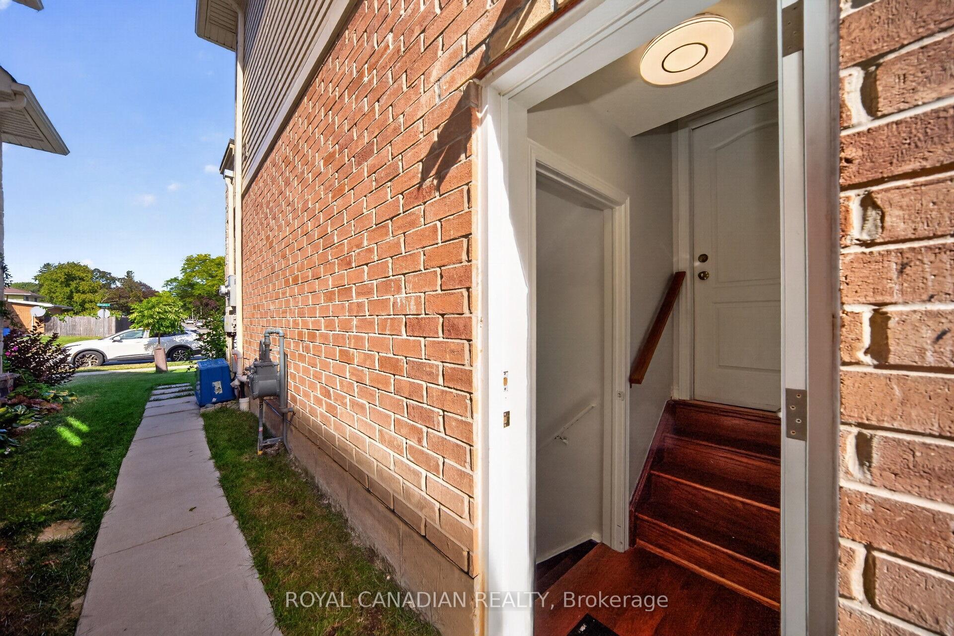Photo 48 of 72 Bobolink Road, Hamilton, Bruleville — HOMEH