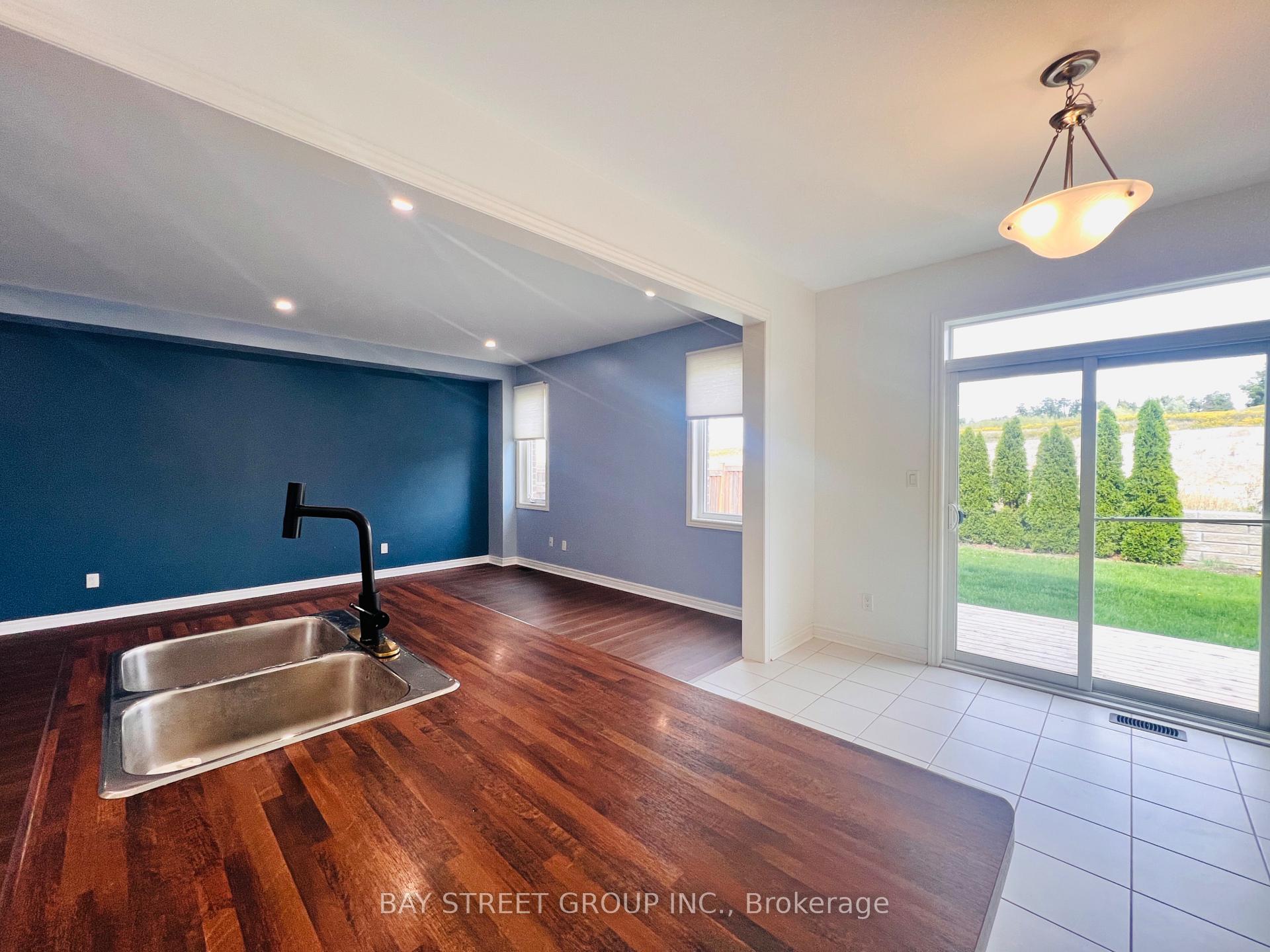 Photo 18 of 81 Sutcliffe Way, New Tecumseth, Rural New Tecumseth — HOMEH