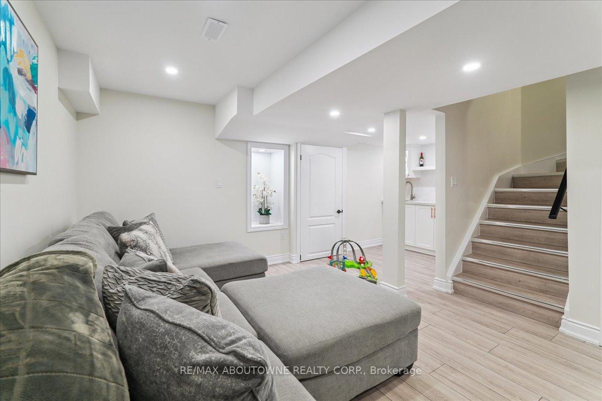 Photo 27 of 248 Albright Road, Brampton, Fletcher's Creek Village — HOMEH