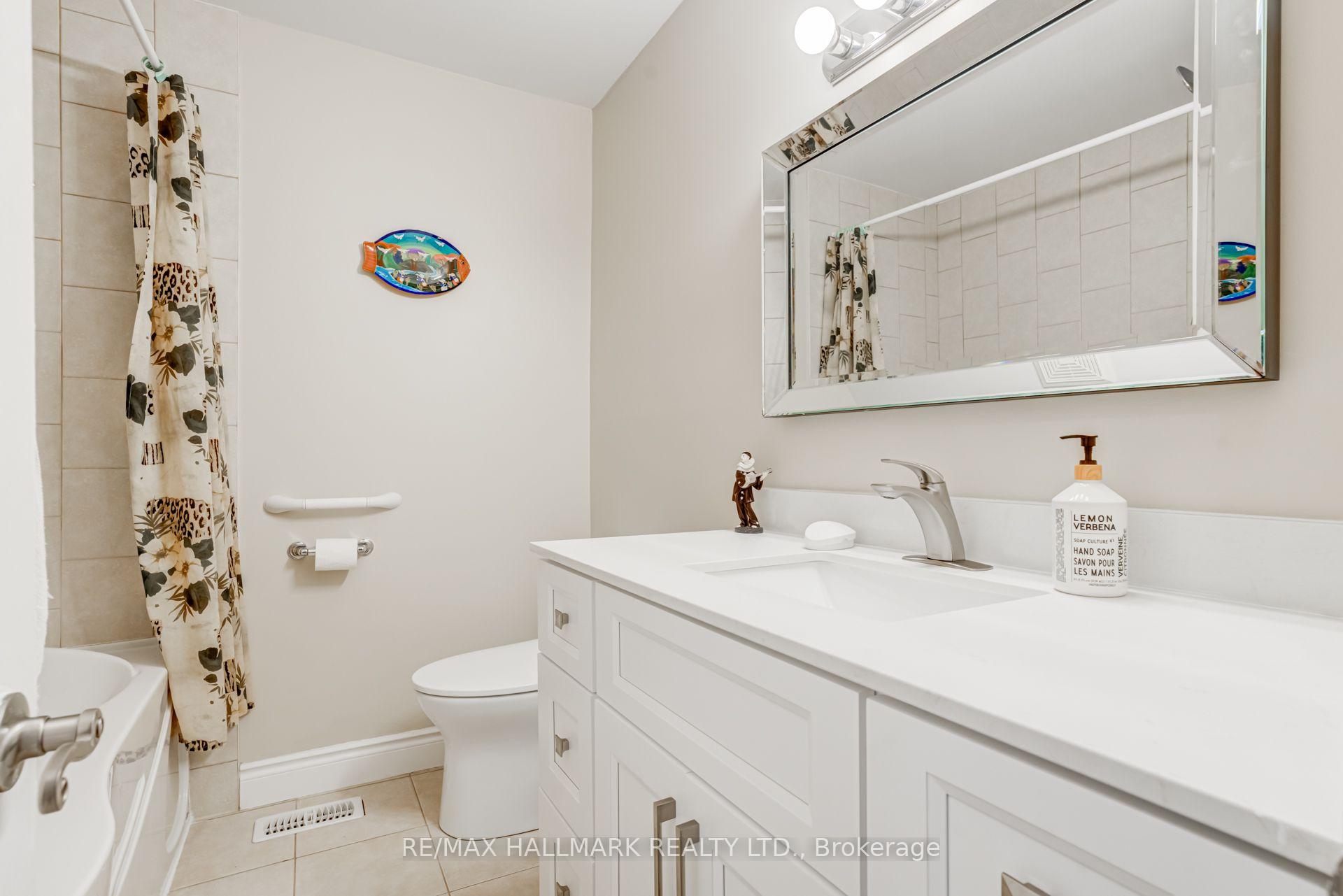 Photo 18 of 1218 Grange Road, Oakville, Falgarwood — HOMEH