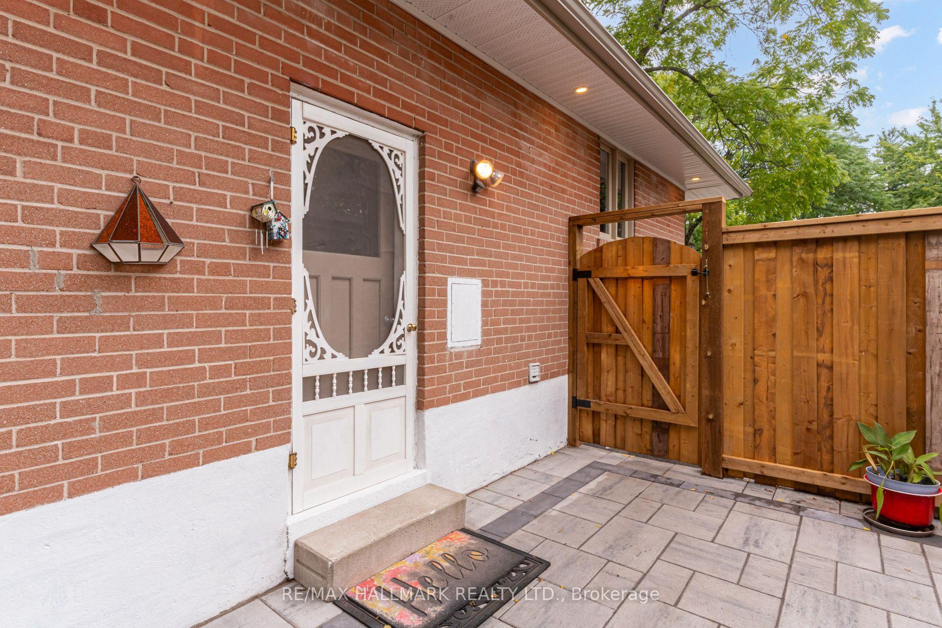 Photo 31 of 1218 Grange Road, Oakville, Falgarwood — HOMEH