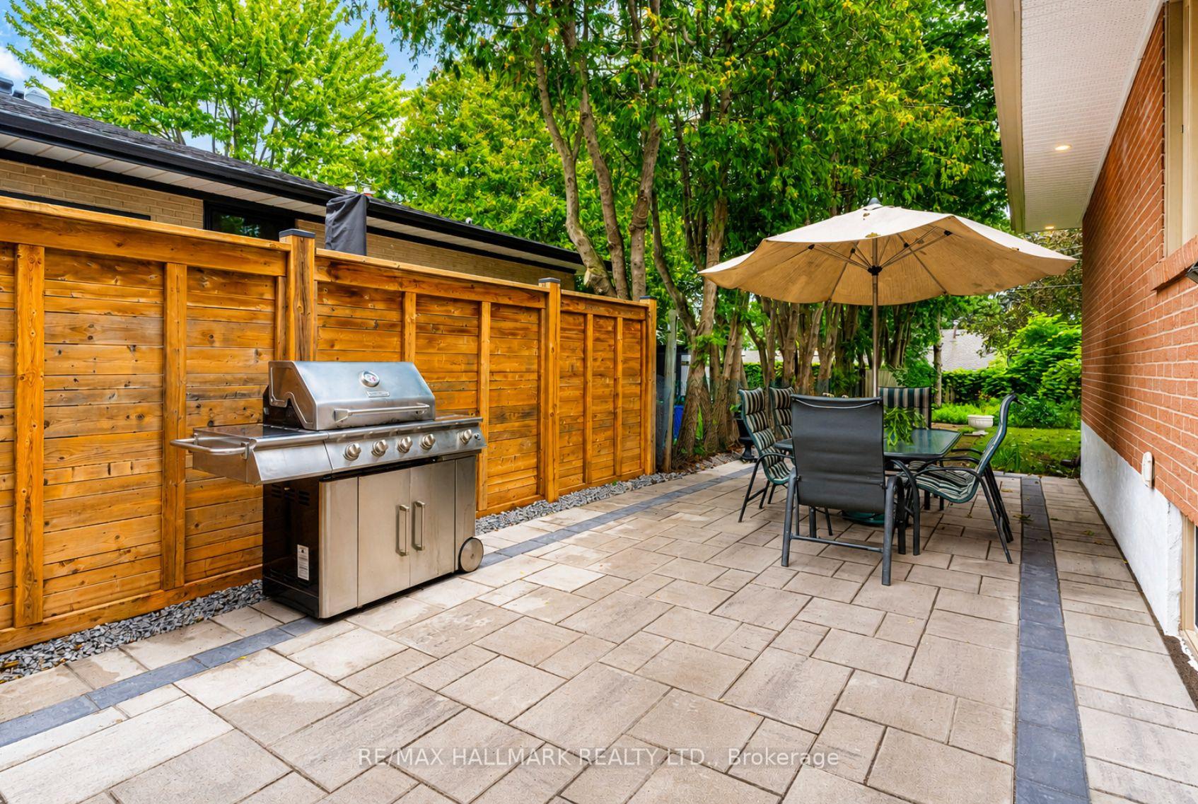 Photo 33 of 1218 Grange Road, Oakville, Falgarwood — HOMEH