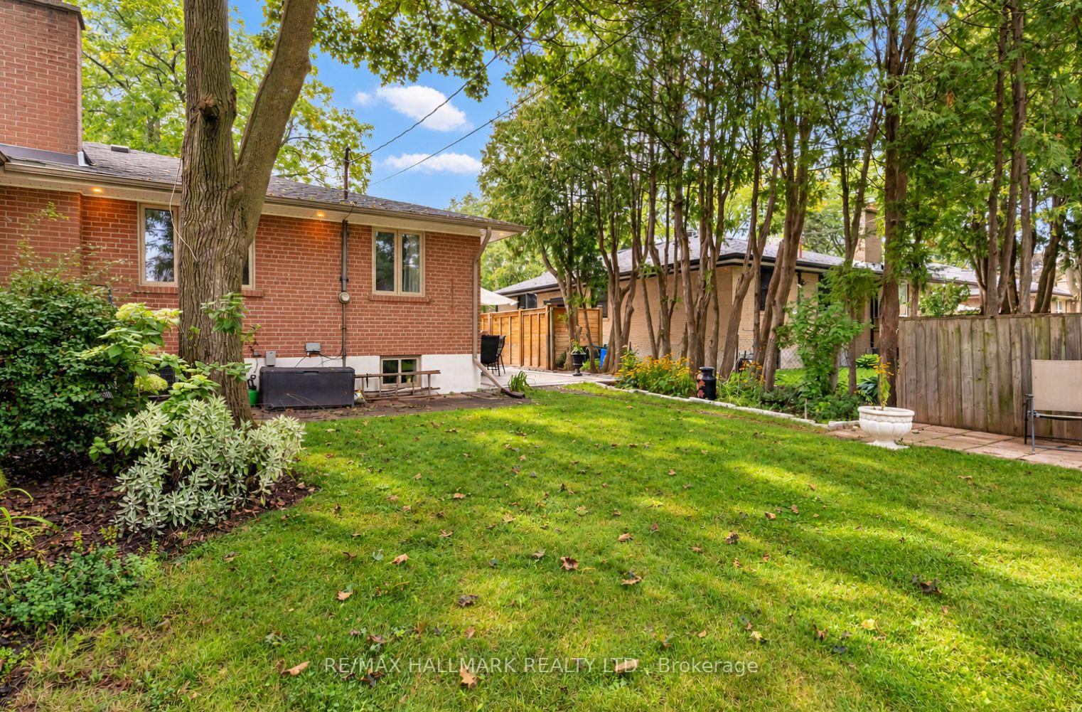 Photo 36 of 1218 Grange Road, Oakville, Falgarwood — HOMEH