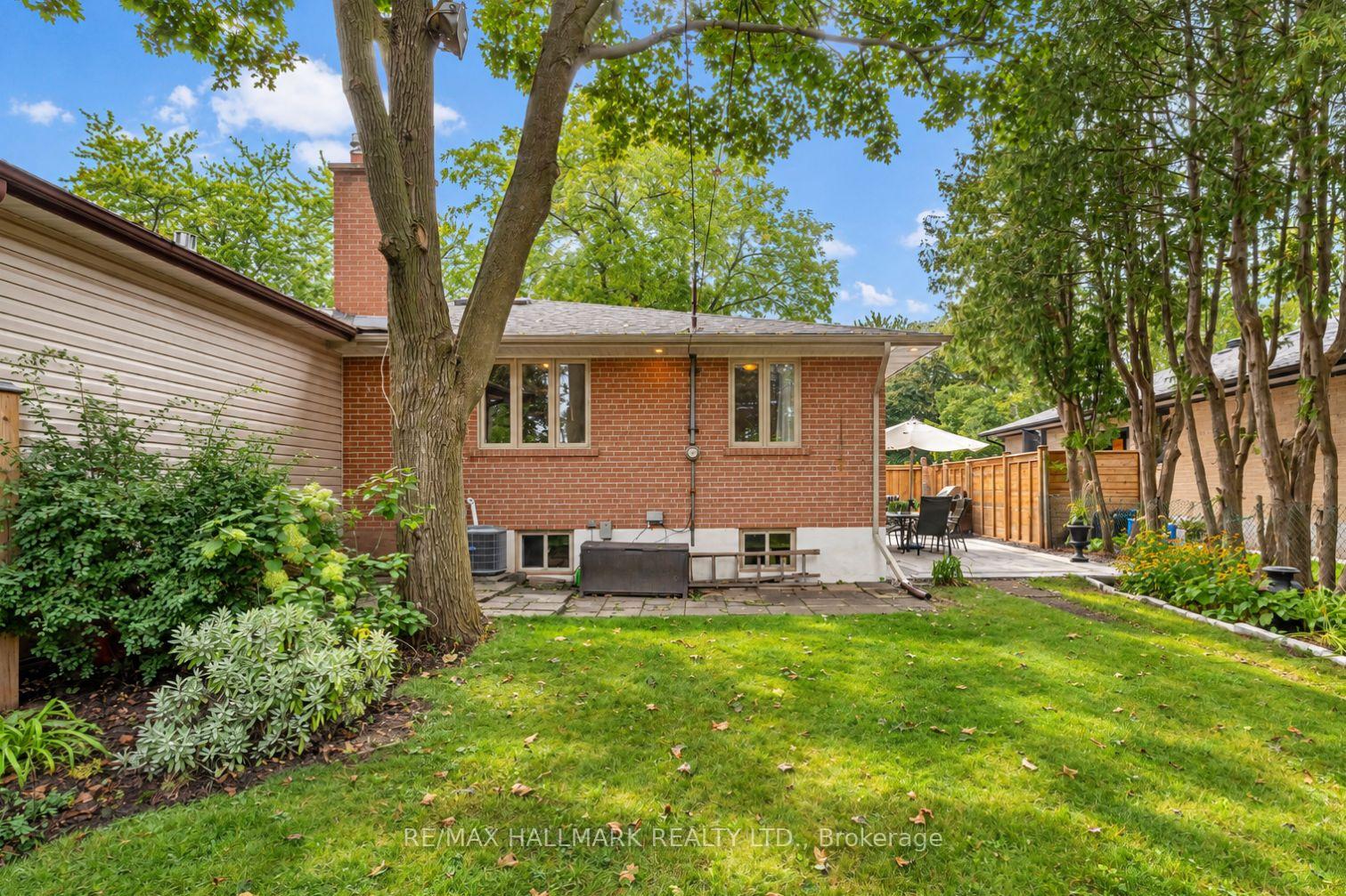 Photo 41 of 1218 Grange Road, Oakville, Falgarwood — HOMEH