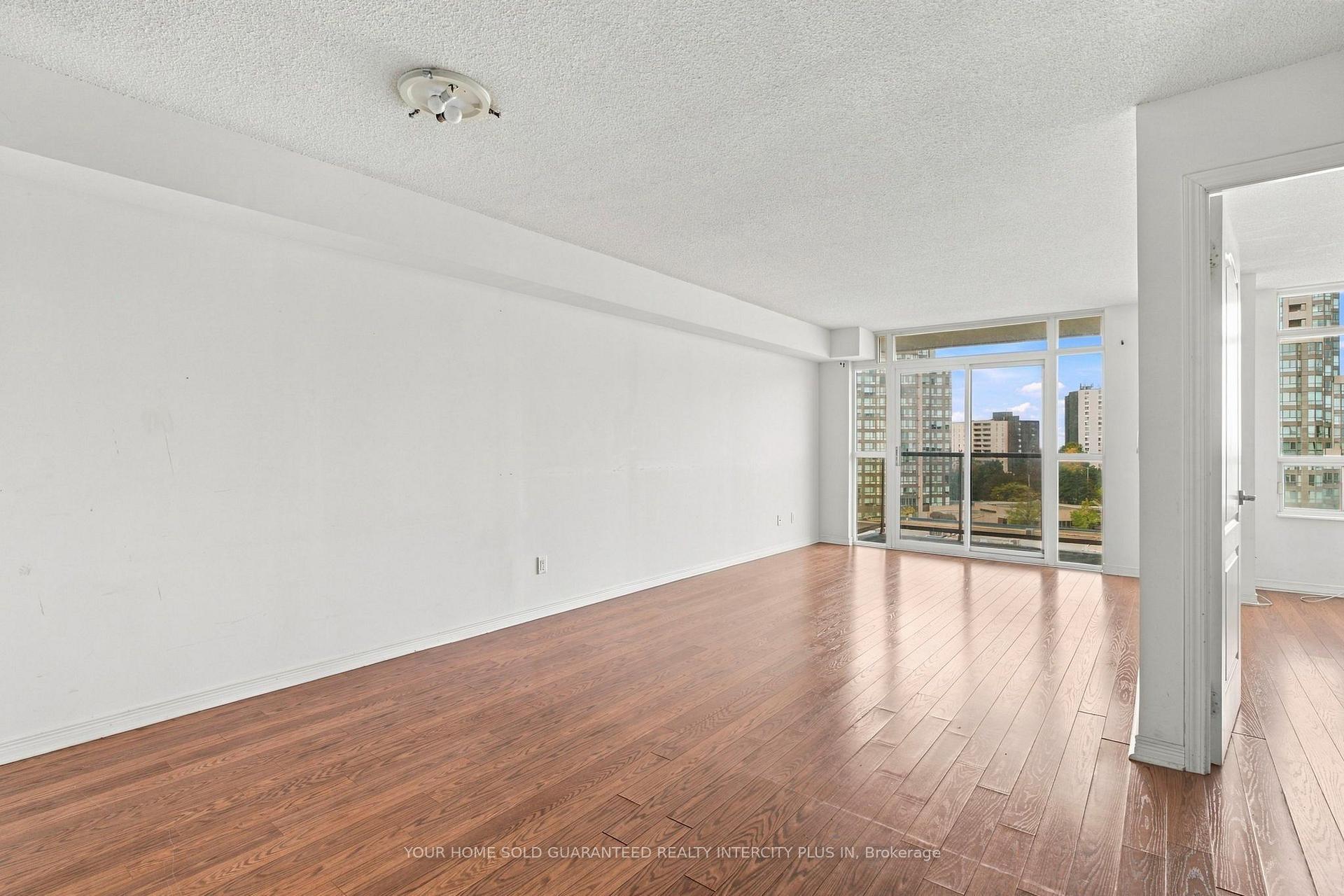 Photo 14 of Unit 802, 3650 Kingston Road, Scarborough, Scarborough Village — HOMEH