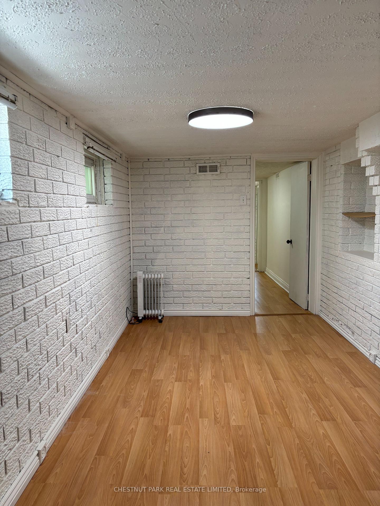 Photo 13 of Unit Lower, 173 Chambers Avenue, Toronto, Keelesdale-Eglinton West — HOMEH