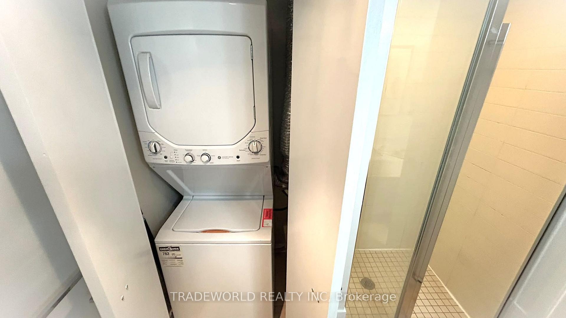 Photo 12 of Unit 319, 21 Nelson Street, Toronto, Waterfront Communities — HOMEH
