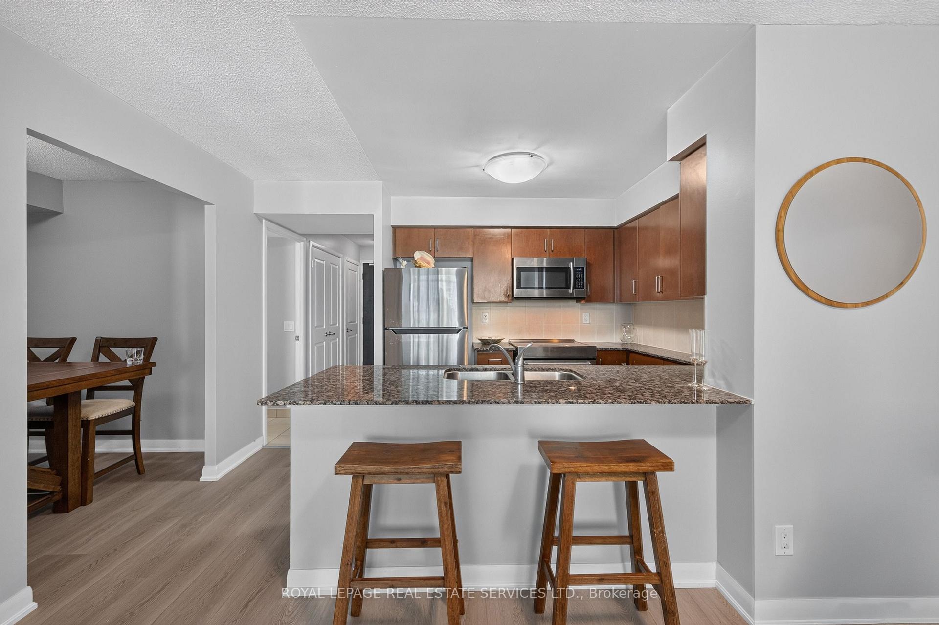 Photo 9 of Unit 1401, 235 Sherway Gardens Road, Etobicoke, Islington-City Centre West — HOMEH