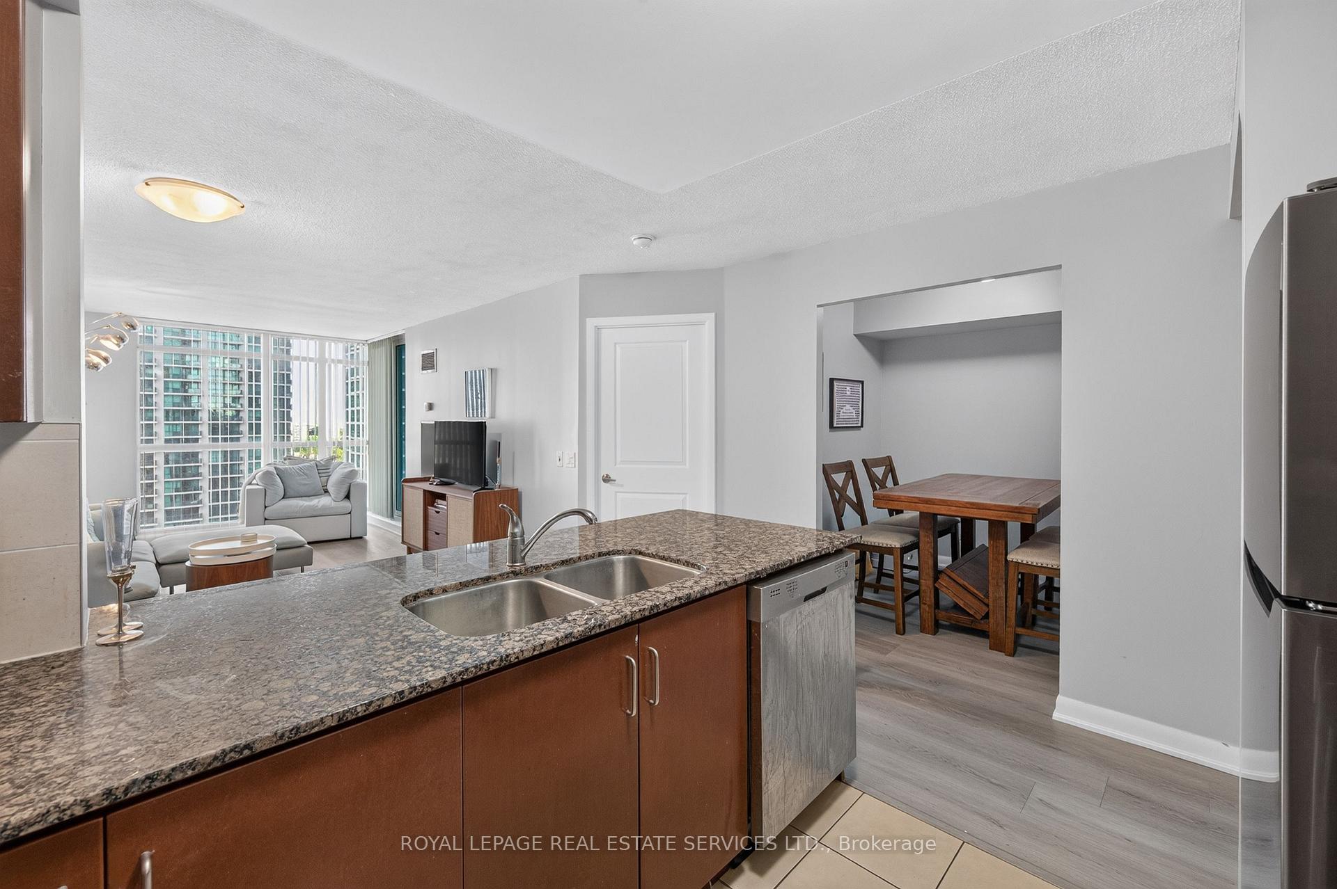 Photo 12 of Unit 1401, 235 Sherway Gardens Road, Etobicoke, Islington-City Centre West — HOMEH
