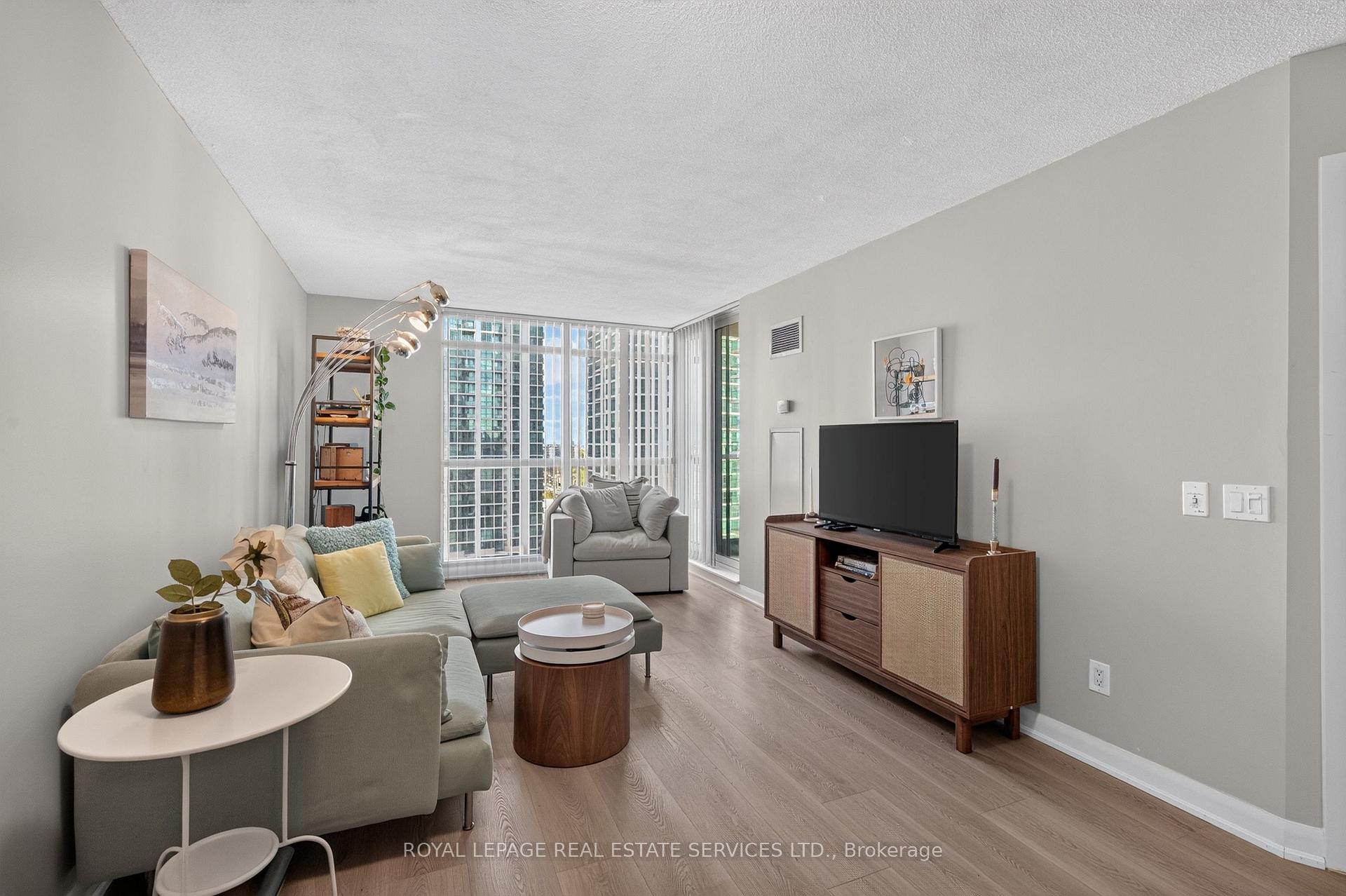 Photo 20 of Unit 1401, 235 Sherway Gardens Road, Etobicoke, Islington-City Centre West — HOMEH