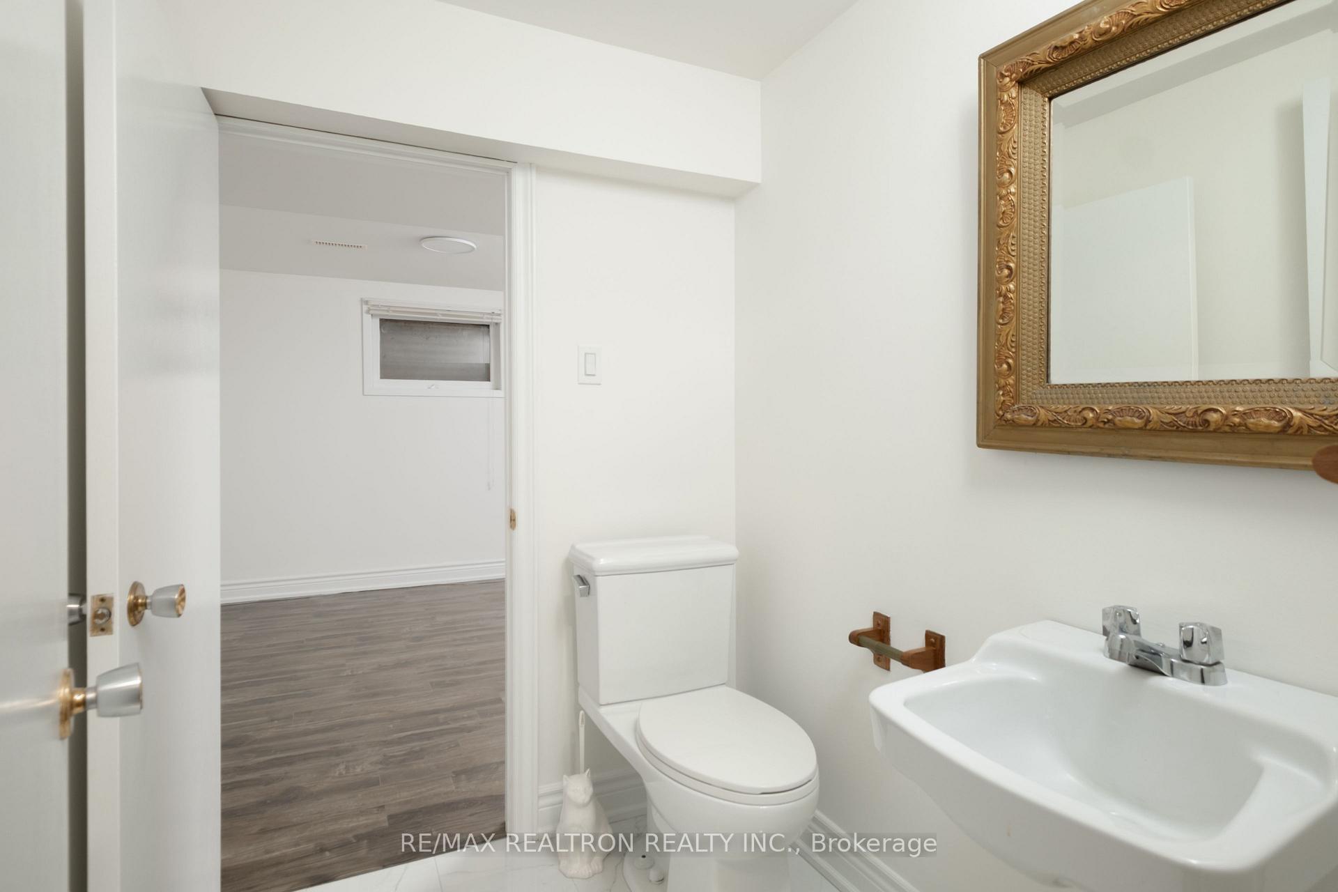 Photo 22 of 8 Courtice Crescent, Collingwood — HOMEH