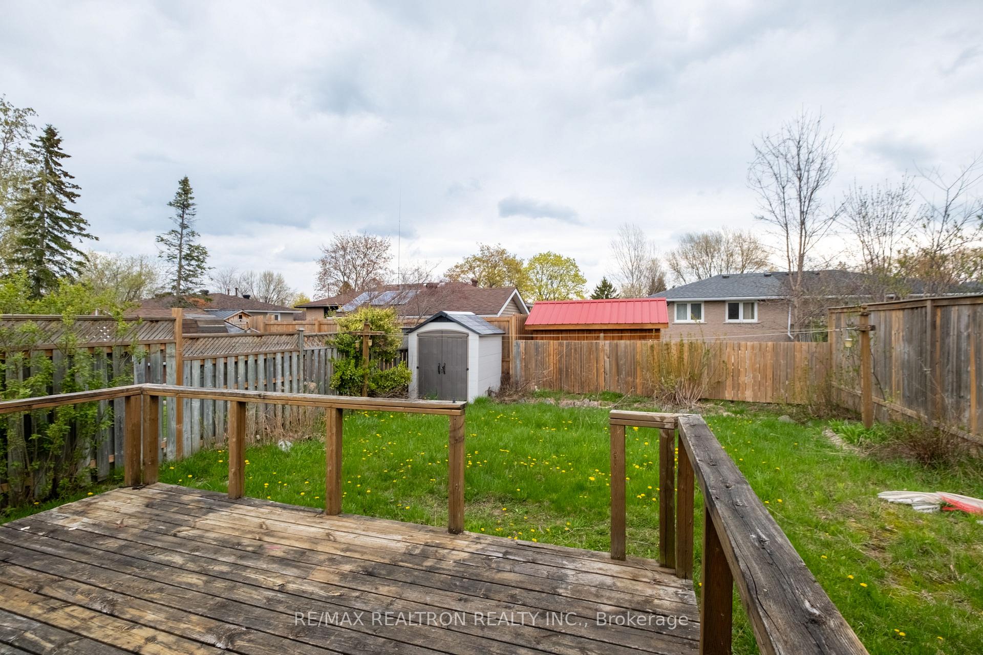 Photo 25 of 8 Courtice Crescent, Collingwood — HOMEH