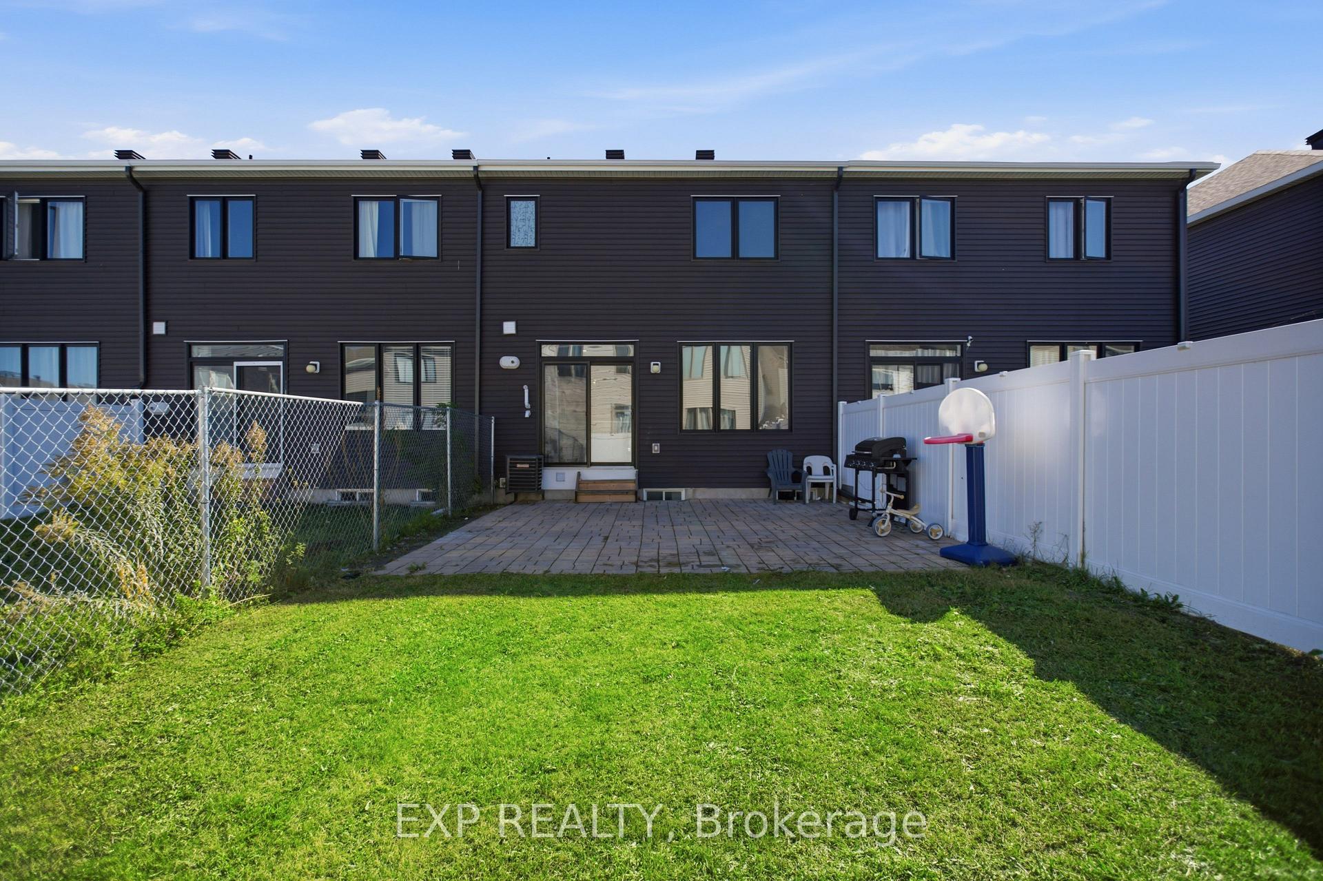 Photo 26 of 67 Caspian Row, Ottawa, Kanata - Emerald Meadows/Trailwest — HOMEH
