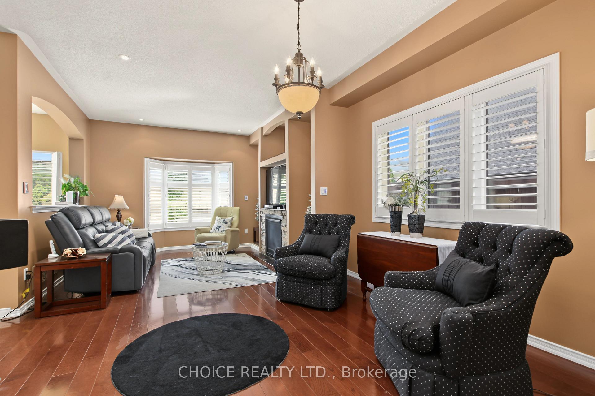 Photo 6 of 3352 Ferris Street, Burlington, Alton — HOMEH
