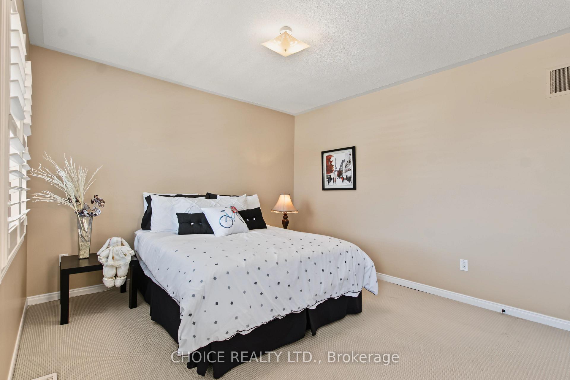 Photo 18 of 3352 Ferris Street, Burlington, Alton — HOMEH