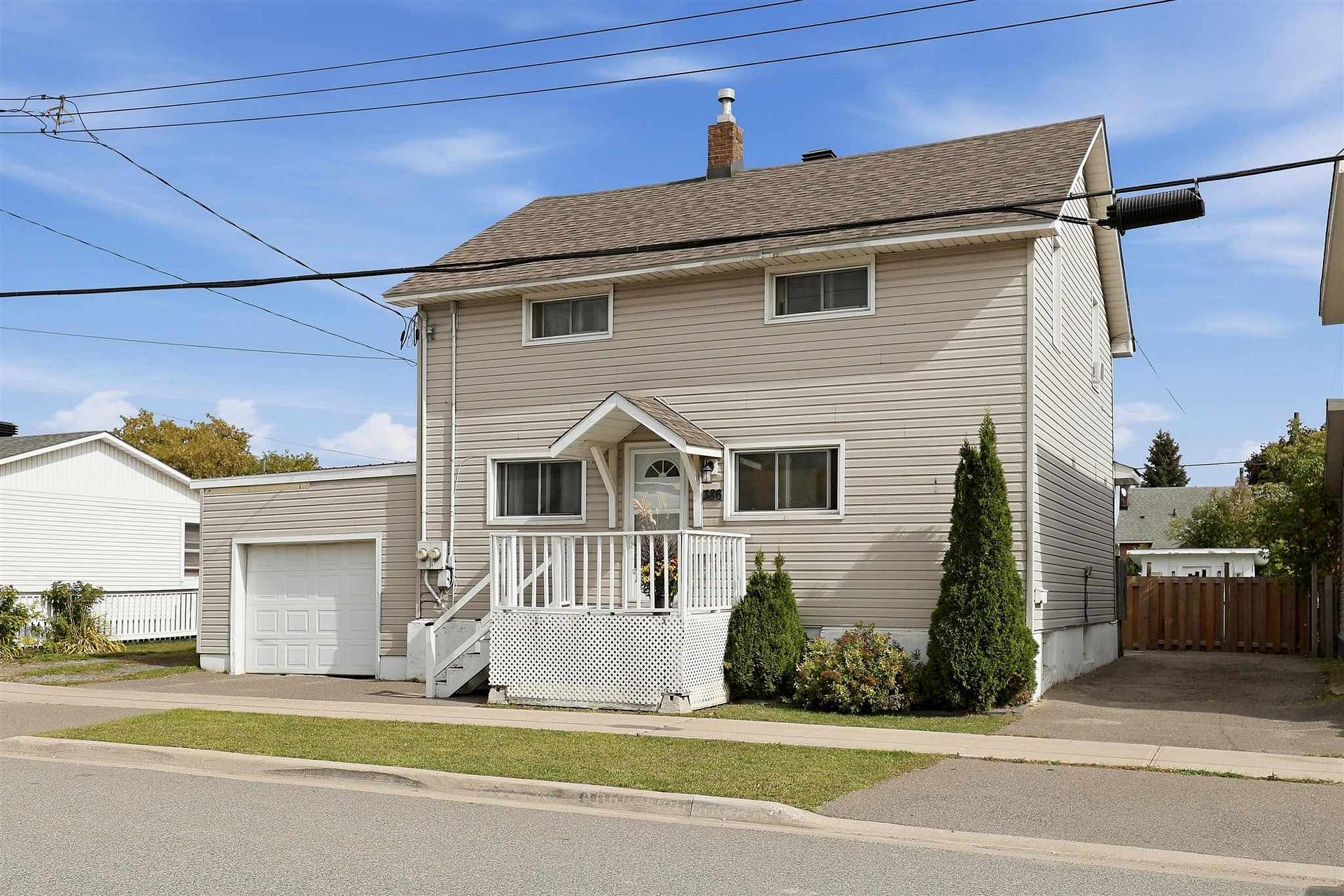 Photo of 386 Second Avenue