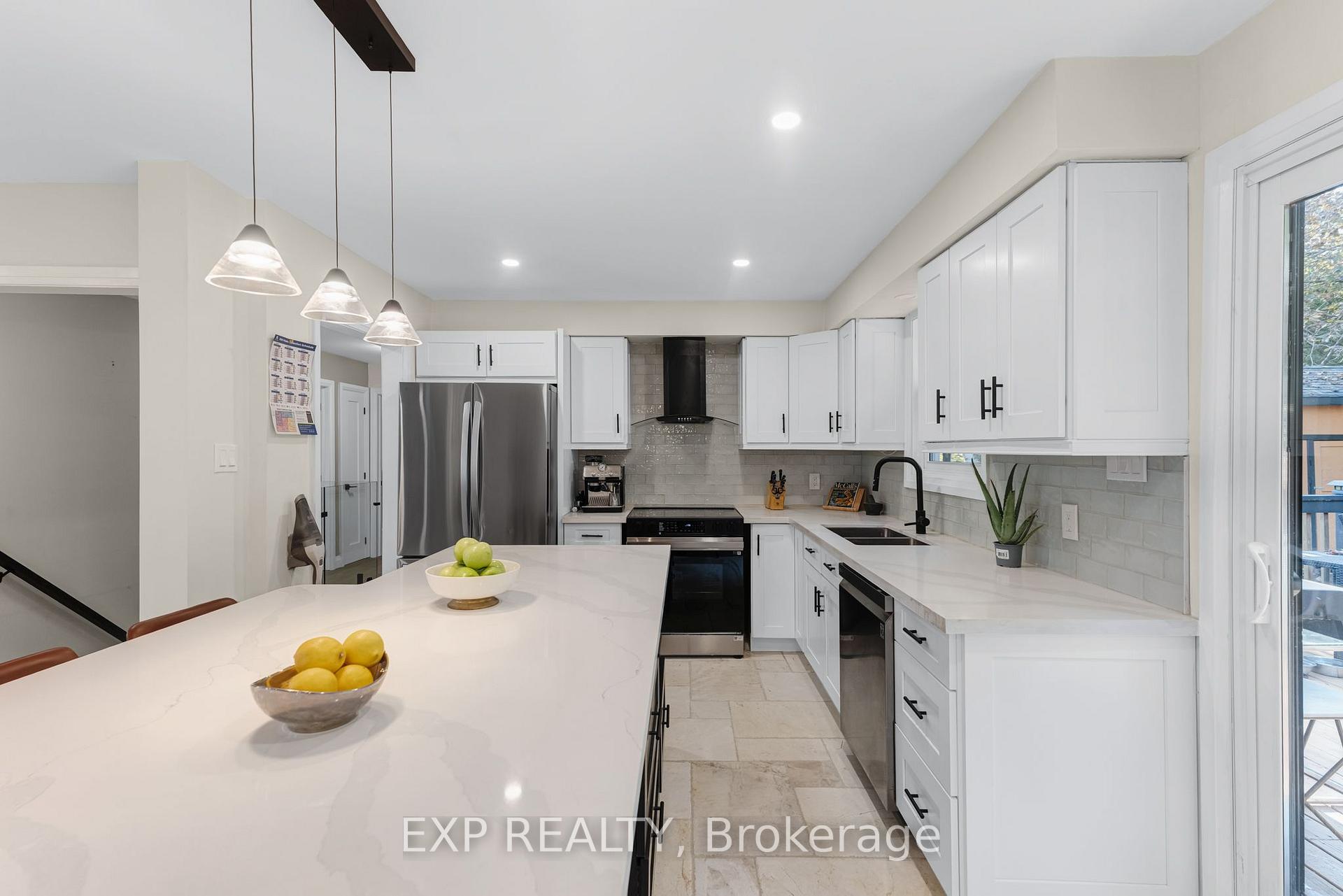 Photo 11 of 79 Beswick Drive, Newmarket, Central Newmarket — HOMEH