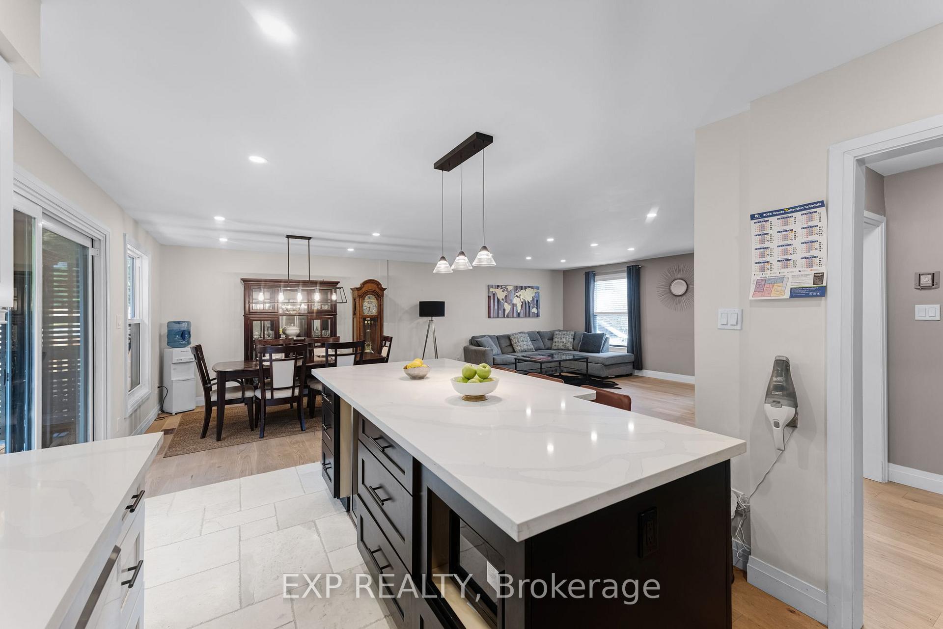 Photo 14 of 79 Beswick Drive, Newmarket, Central Newmarket — HOMEH