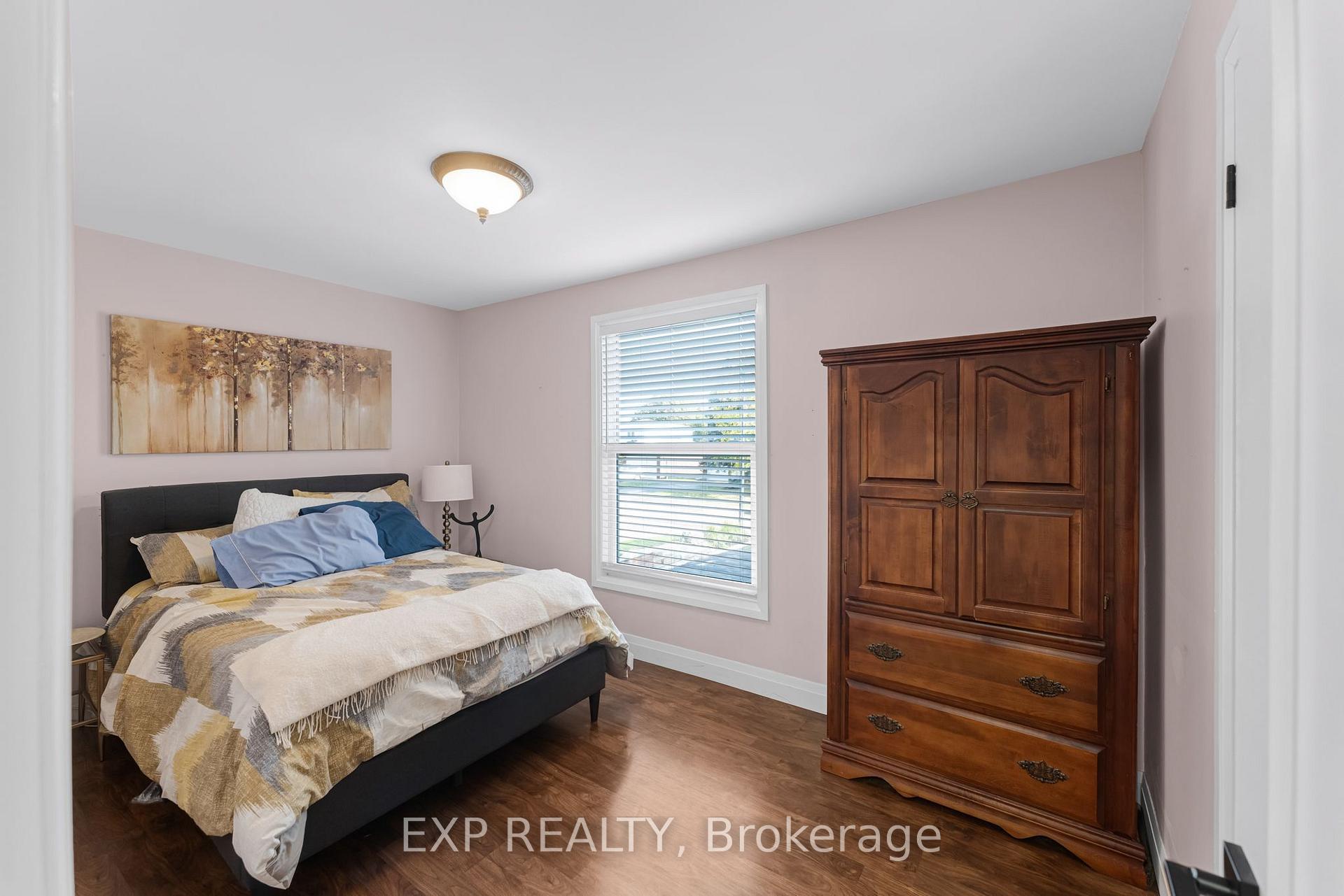 Photo 20 of 79 Beswick Drive, Newmarket, Central Newmarket — HOMEH