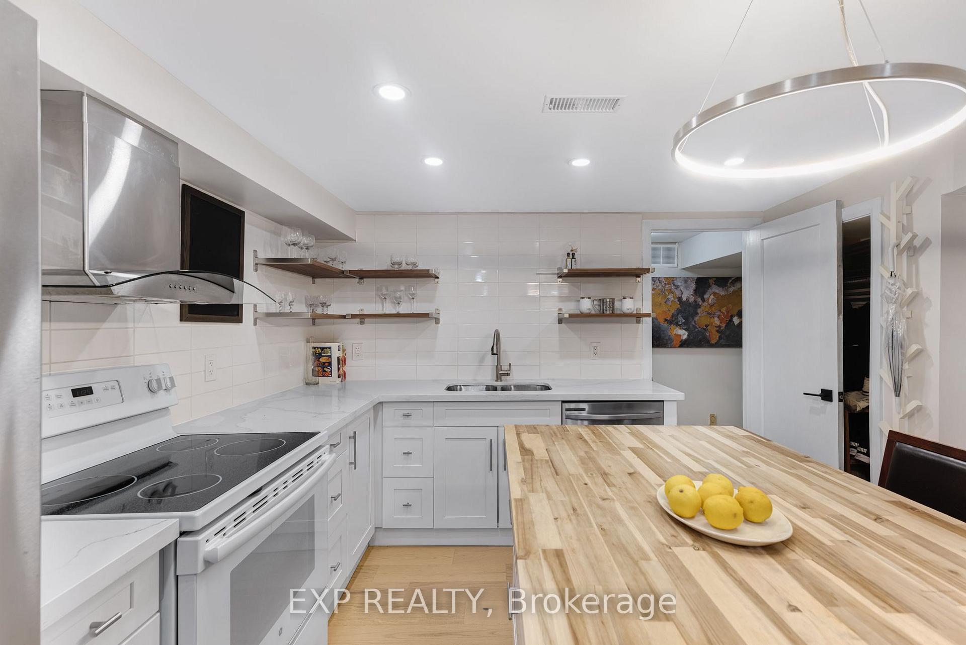 Photo 30 of 79 Beswick Drive, Newmarket, Central Newmarket — HOMEH