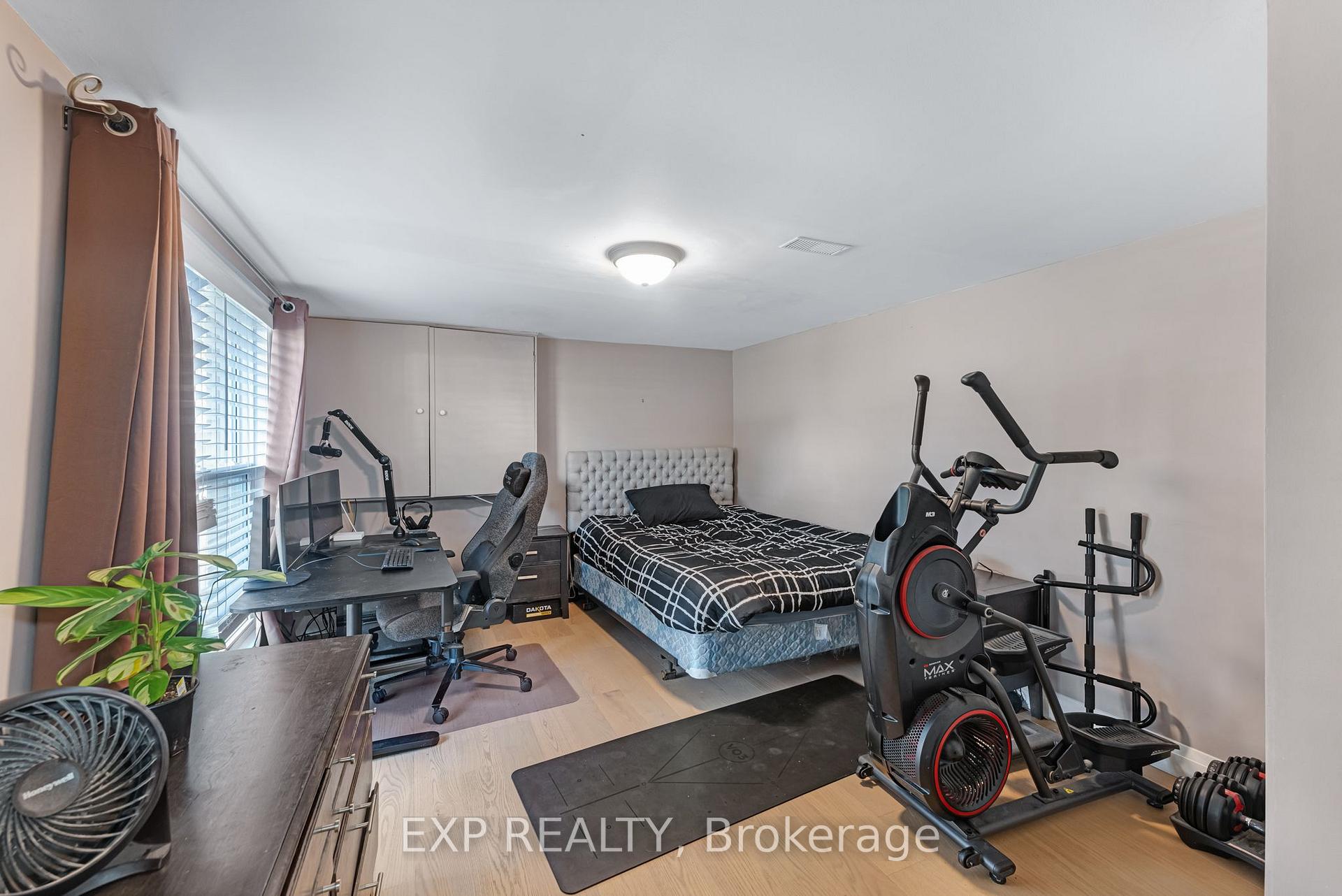 Photo 35 of 79 Beswick Drive, Newmarket, Central Newmarket — HOMEH