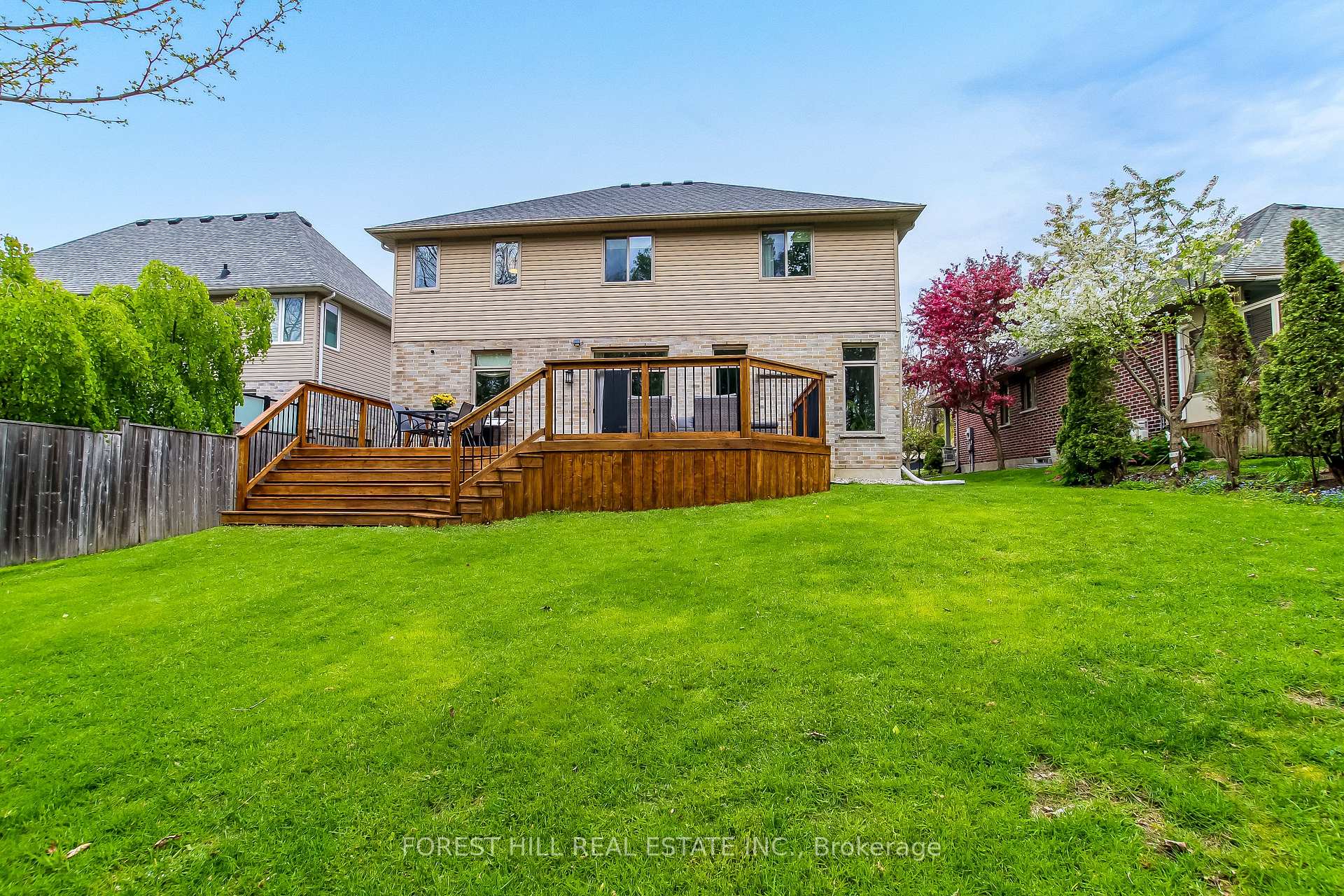 Photo 37 of 1978 Riverbend Road, London, South A — HOMEH