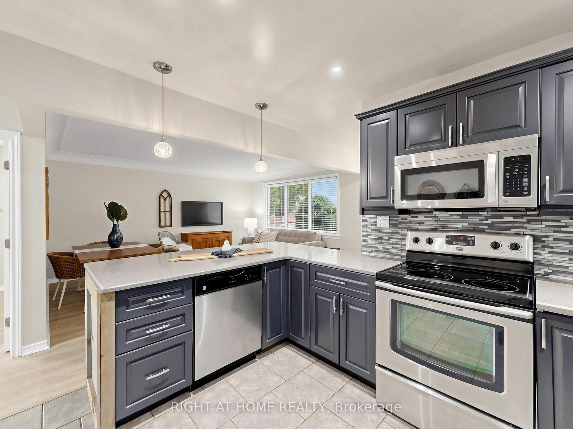 Photo 8 of 1 Welbourn Drive, Hamilton, Balfour — HOMEH