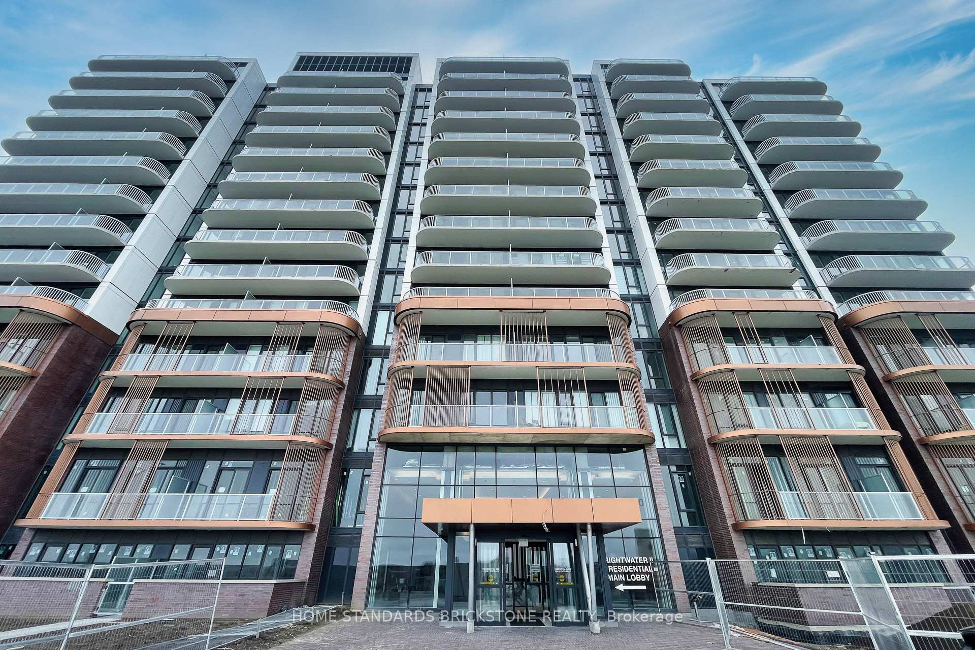 Photo of Unit 1012, 220 Missinnihe Way