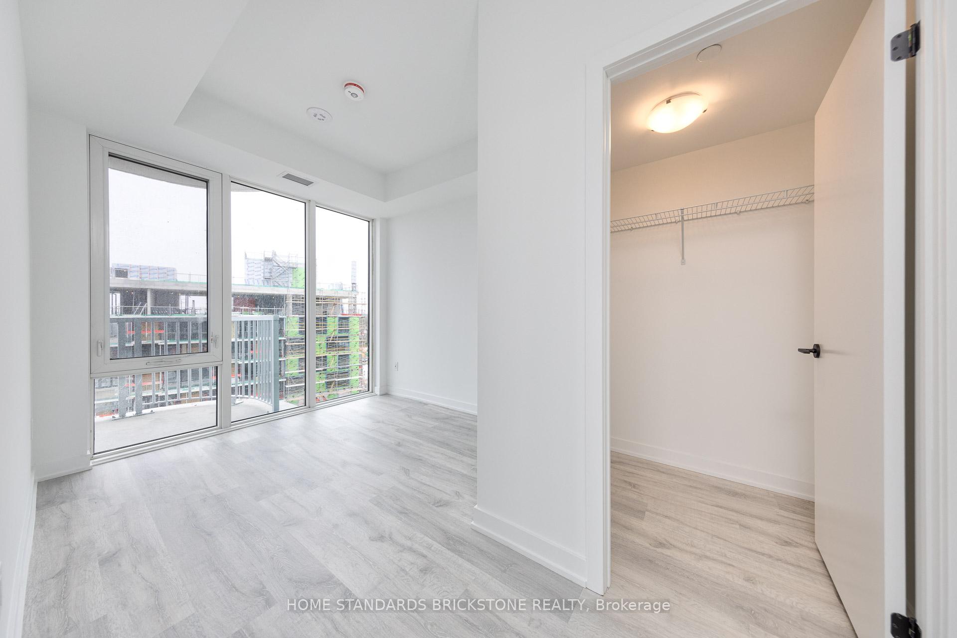 Photo 10 of Unit 1012, 220 Missinnihe Way, Mississauga, Port Credit — HOMEH