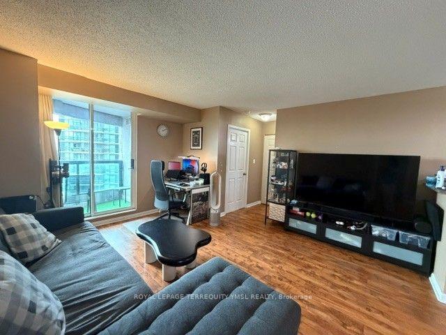 Photo 8 of Unit 1809, 23 Lorraine Drive, North York, Willowdale West — HOMEH