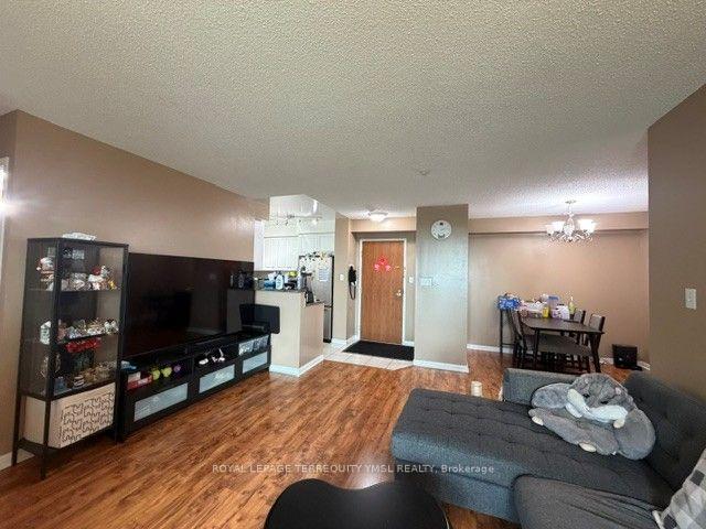 Photo 9 of Unit 1809, 23 Lorraine Drive, North York, Willowdale West — HOMEH