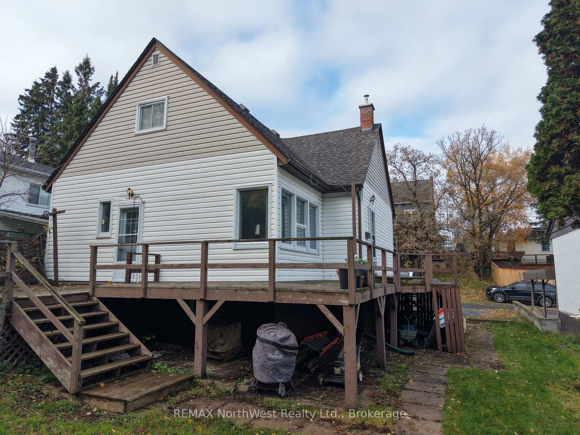 Photo 2 of 516 Seventh Avenue S, Kenora, Lakeside — HOMEH
