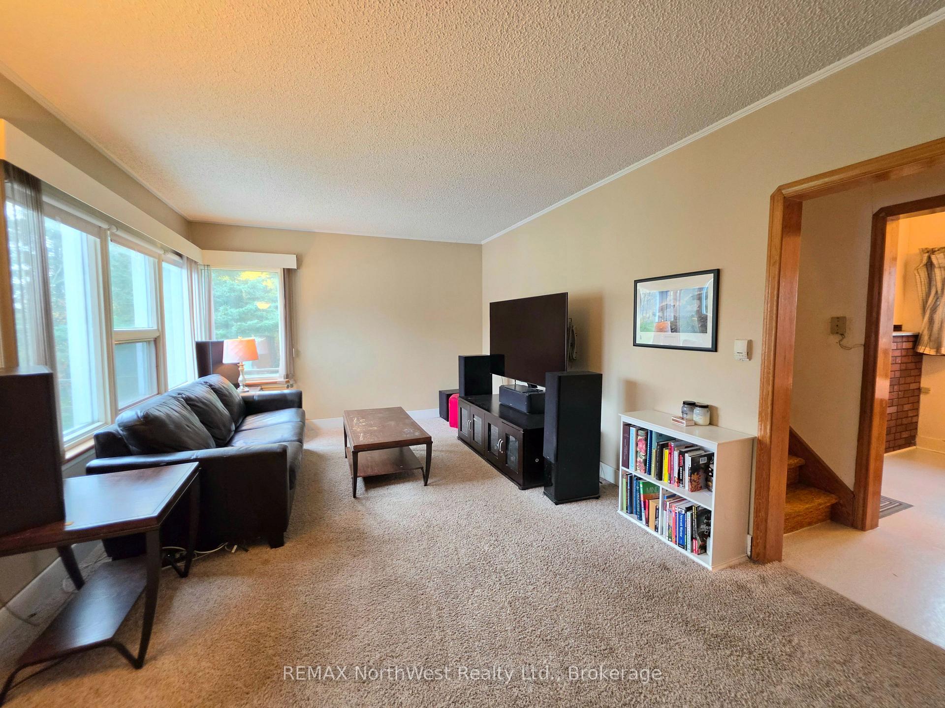 Photo 8 of 516 Seventh Avenue S, Kenora, Lakeside — HOMEH