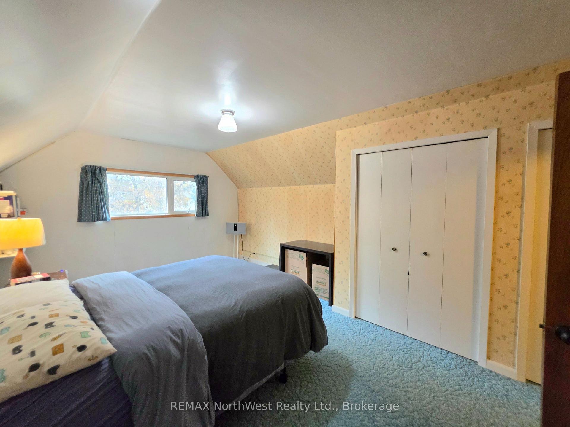 Photo 23 of 516 Seventh Avenue S, Kenora, Lakeside — HOMEH