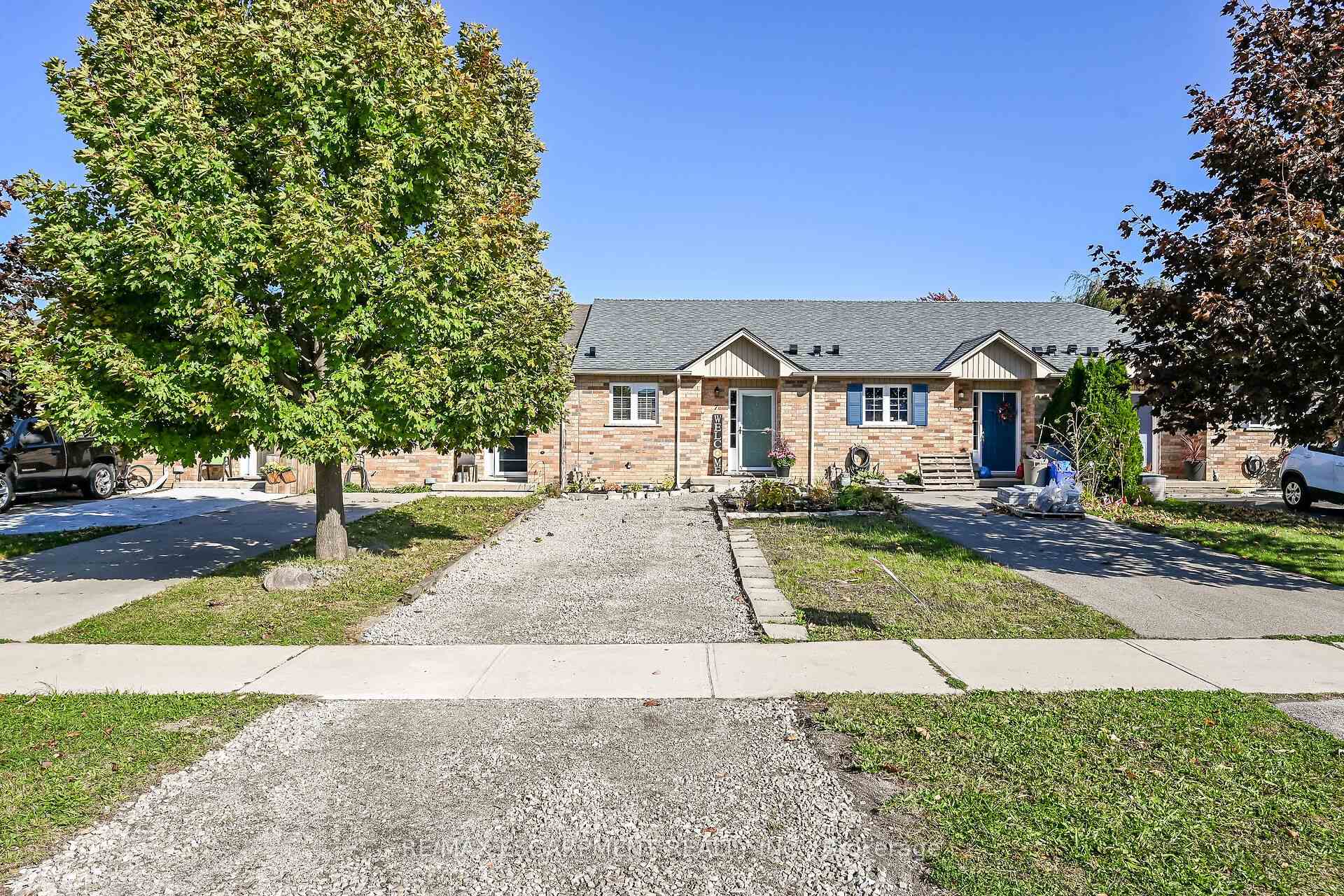 Photo 3 of 7 Powell Lane, Haldimand — HOMEH